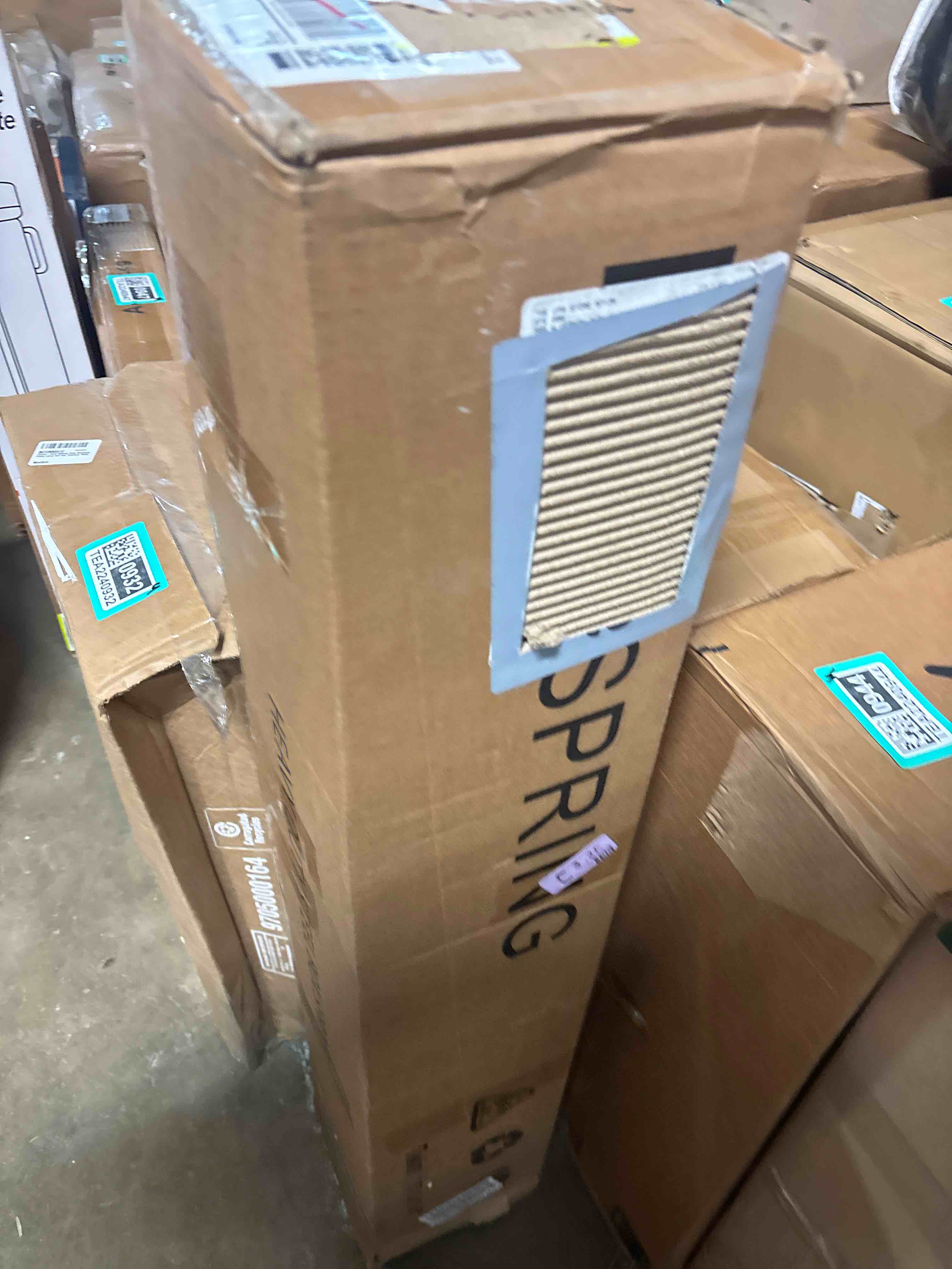 https://s3.amazonaws.com/lotting-images-prod/phillipi/TEA2240929_1744723697714.jpeg