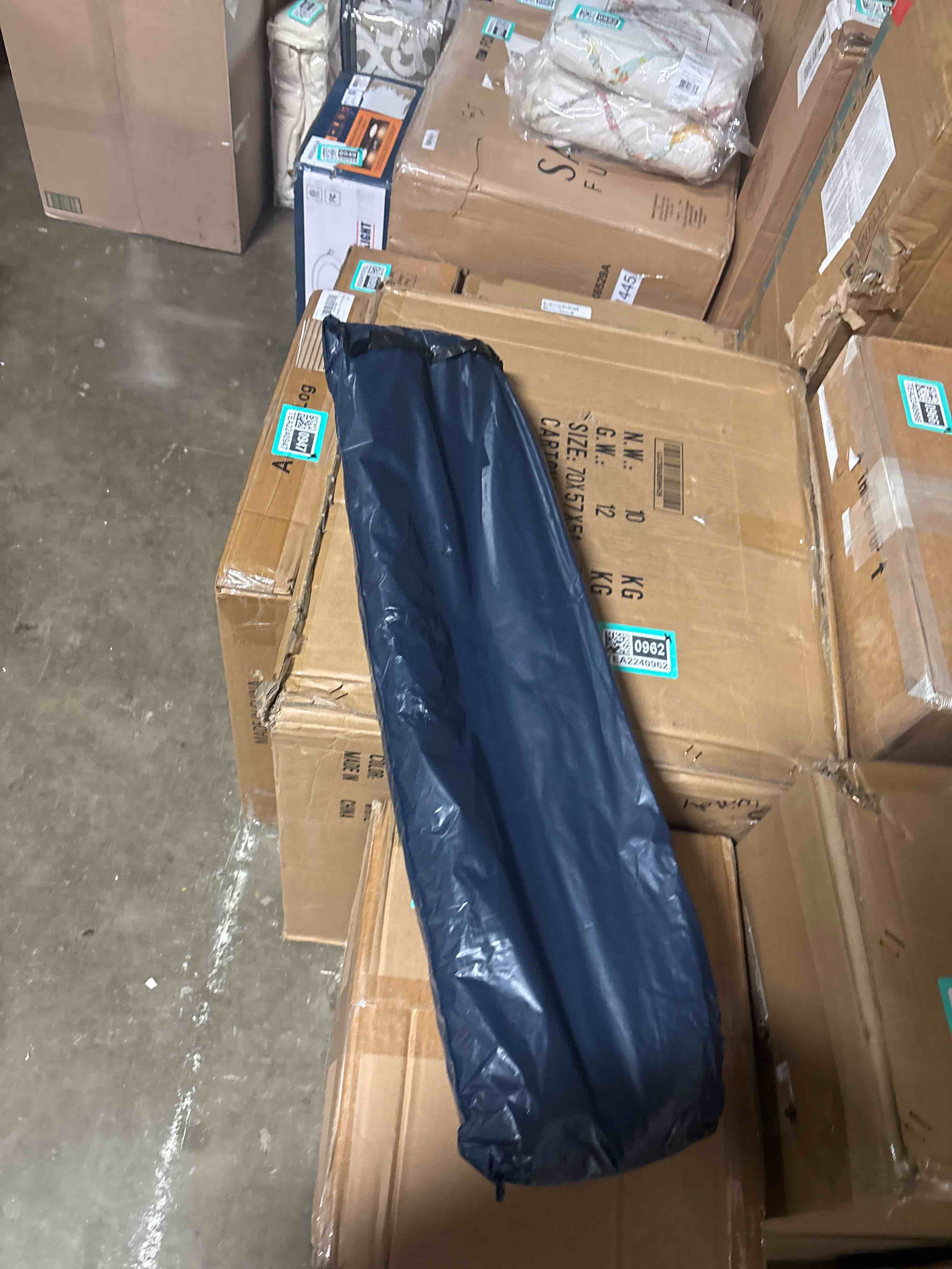 https://s3.amazonaws.com/lotting-images-prod/phillipi/TEA2240946_1744719527099.jpeg