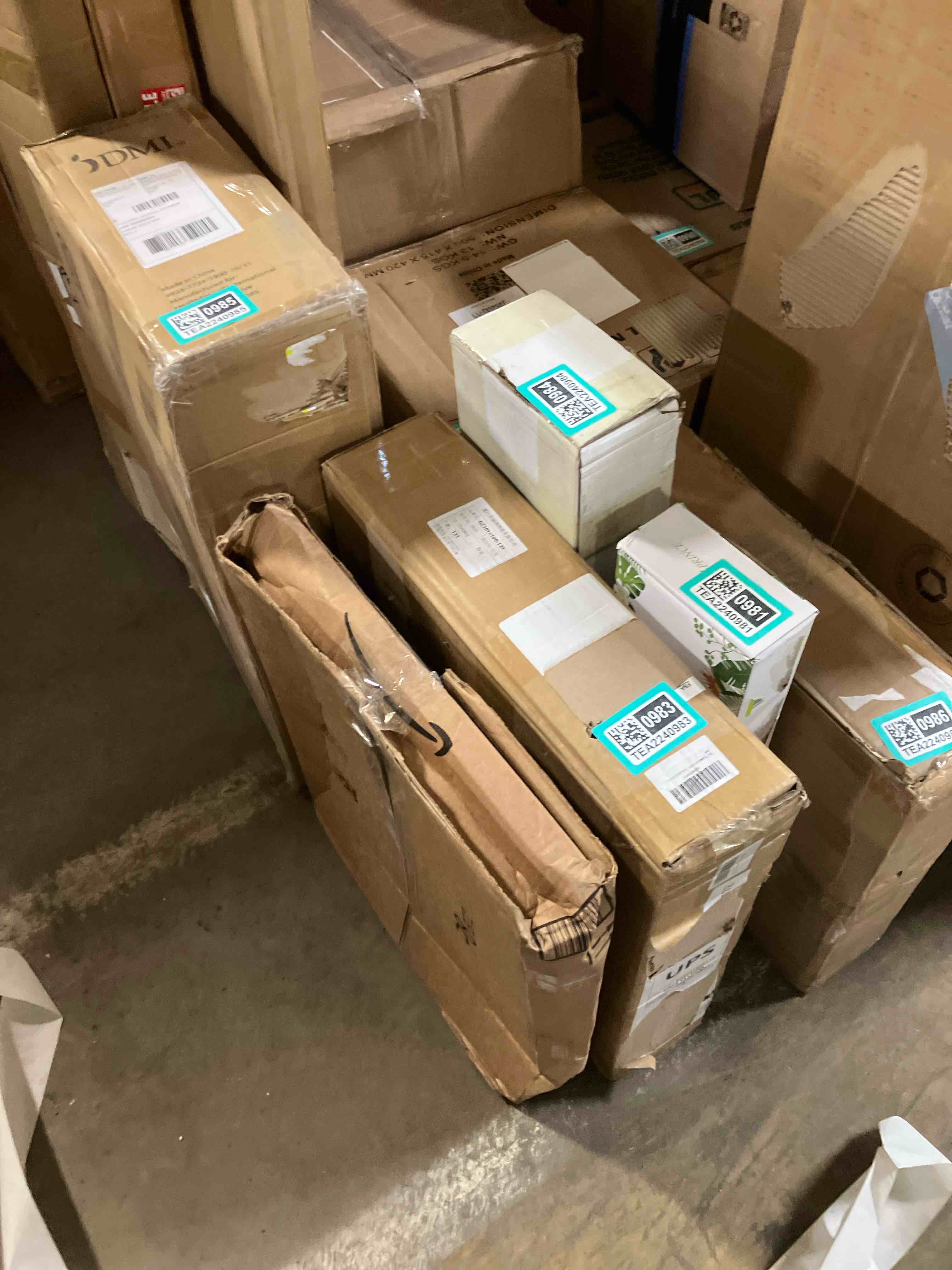 https://s3.amazonaws.com/lotting-images-prod/phillipi/TEA2240979_1744734393737.jpeg