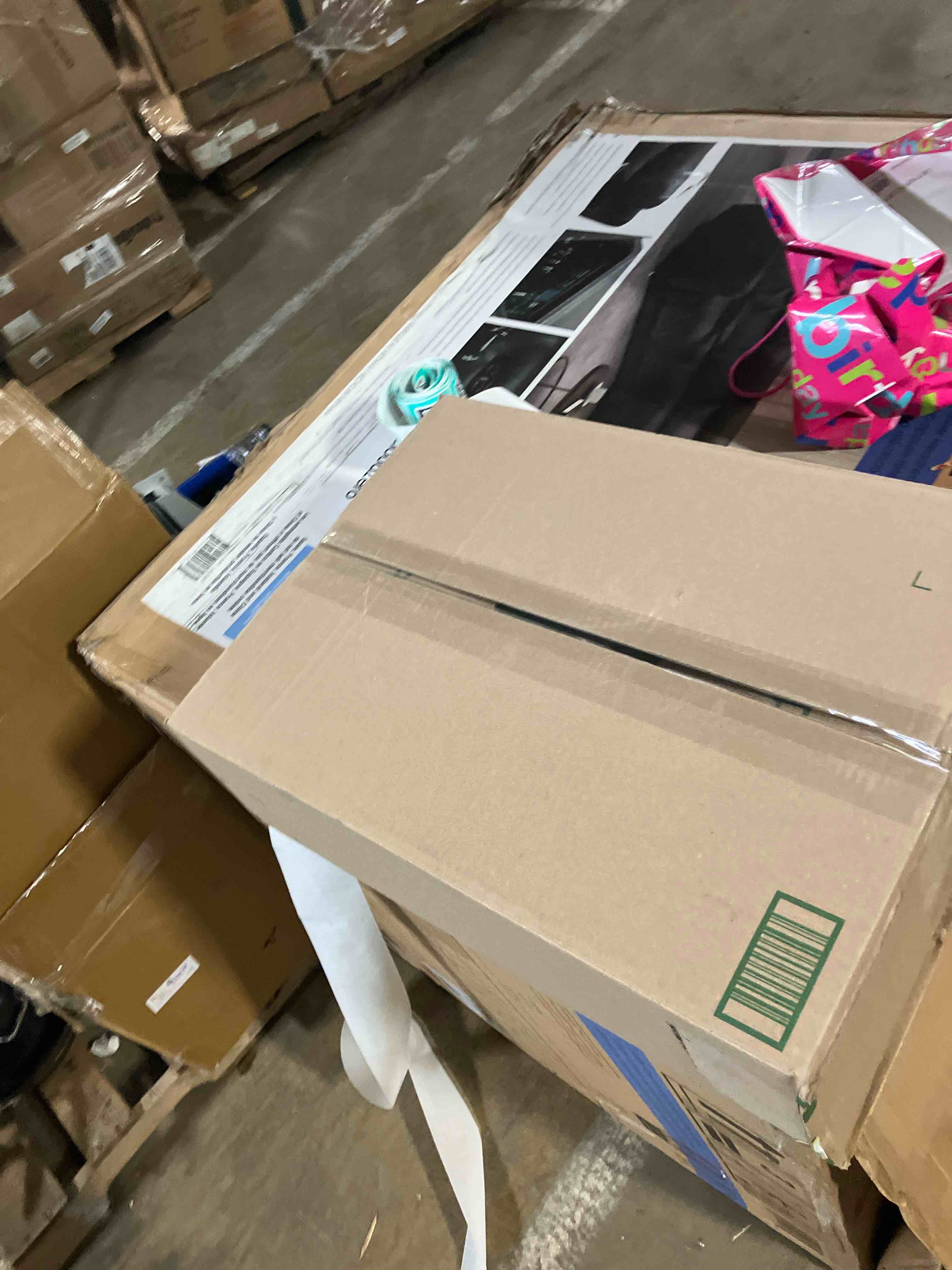 https://s3.amazonaws.com/lotting-images-prod/phillipi/TEA2241002_1744731905980.jpeg