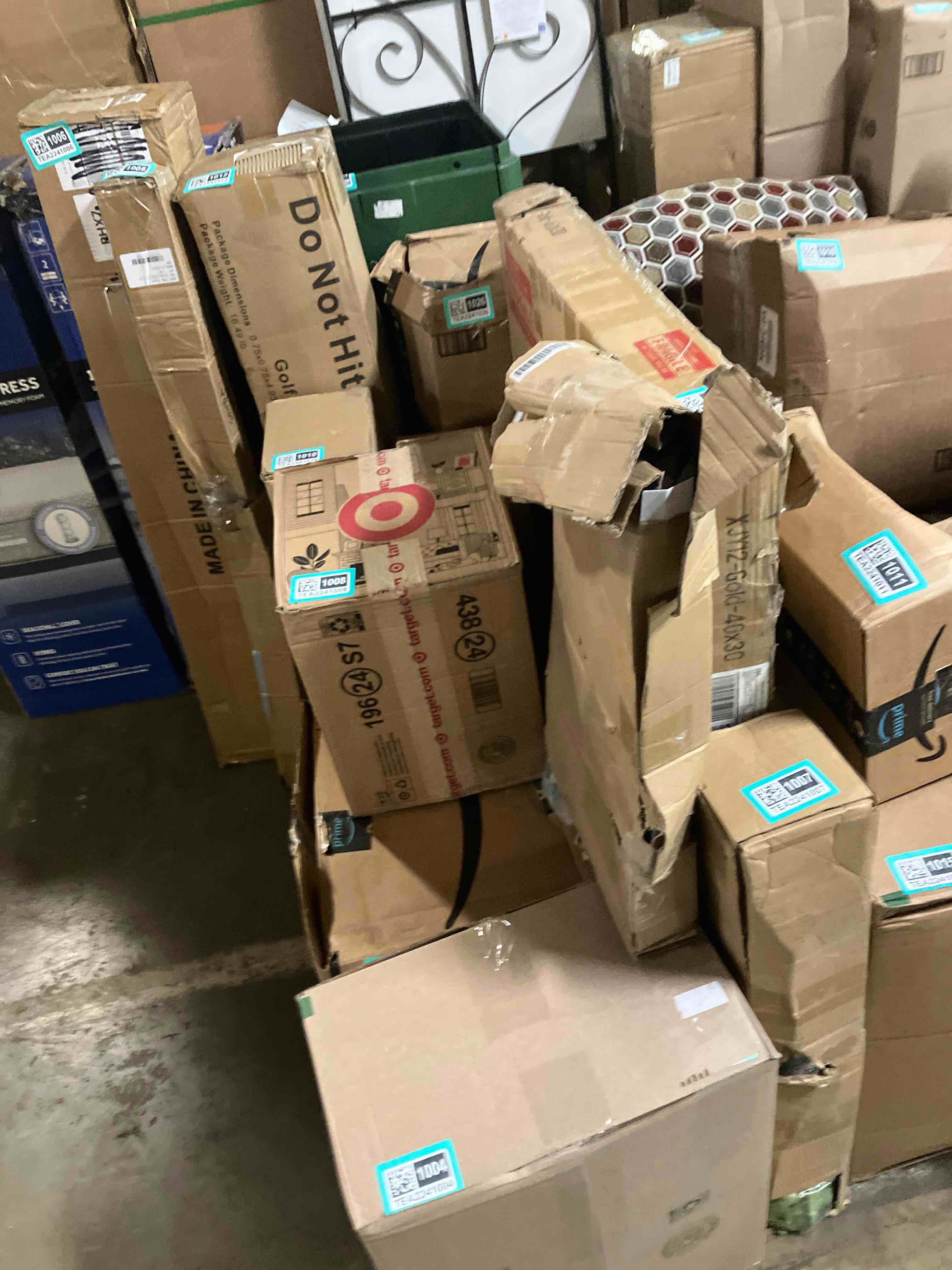https://s3.amazonaws.com/lotting-images-prod/phillipi/TEA2241003_1744731769341.jpeg