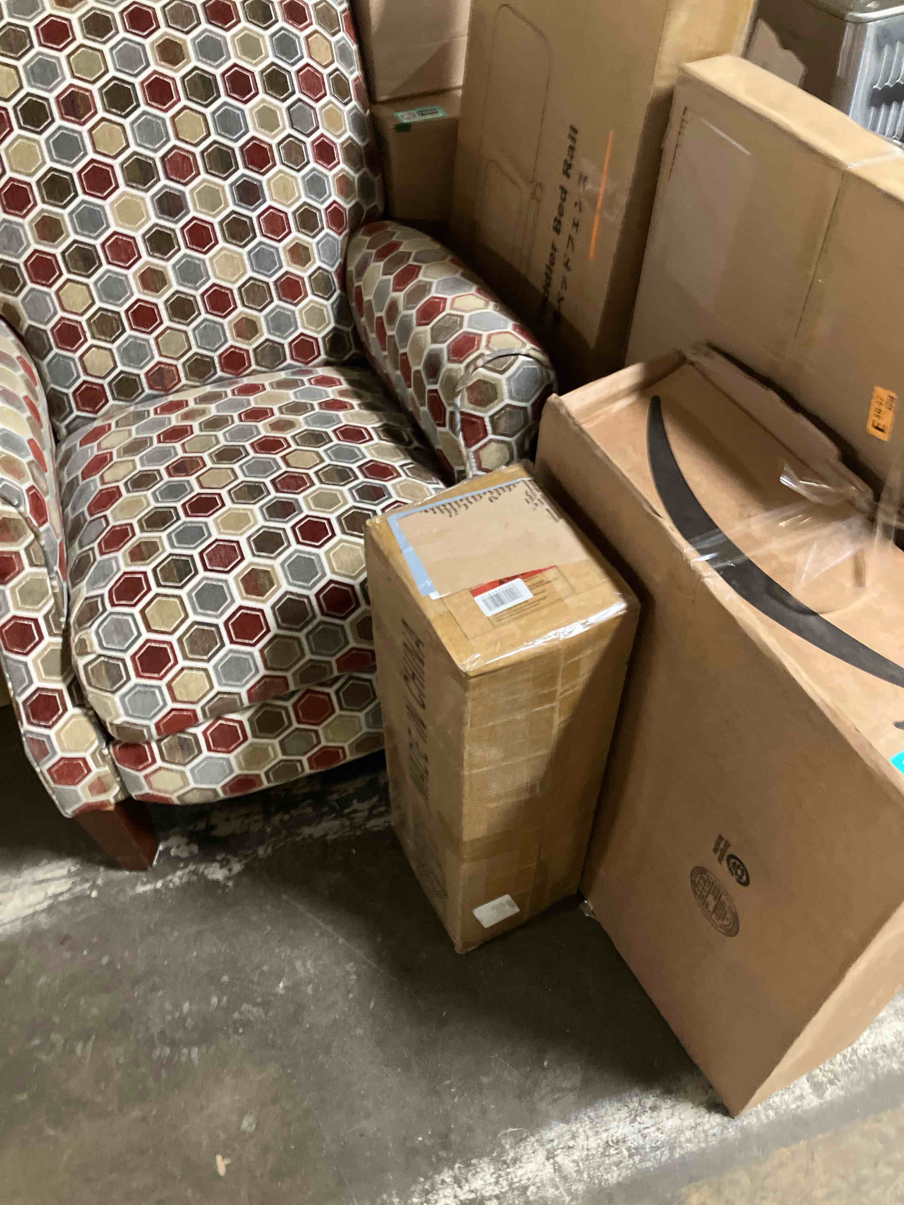 https://s3.amazonaws.com/lotting-images-prod/phillipi/TEA2241020_1744729963206.jpeg