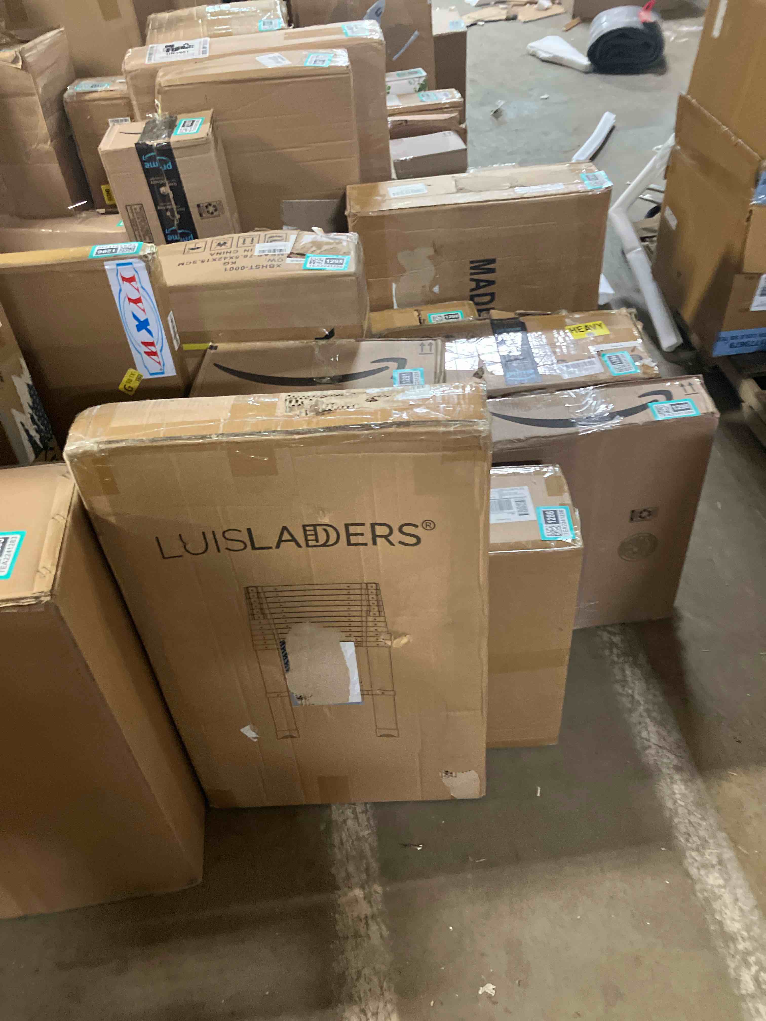 https://s3.amazonaws.com/lotting-images-prod/phillipi/TEA2241282_1744739387159.jpeg