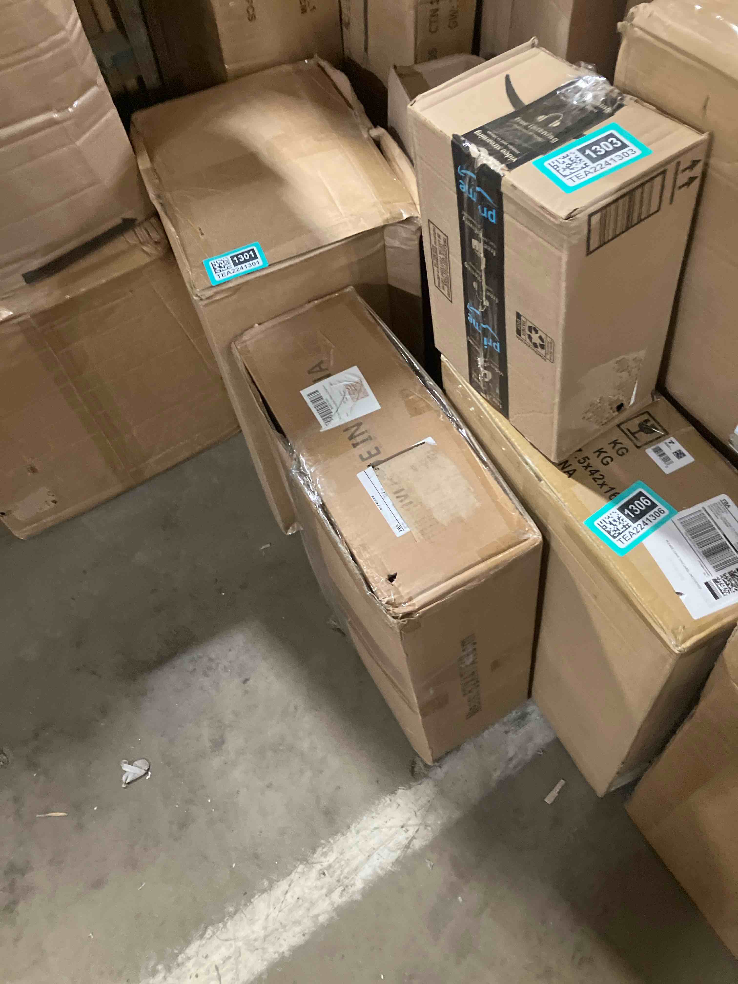 https://s3.amazonaws.com/lotting-images-prod/phillipi/TEA2241299_1744737519332.jpeg