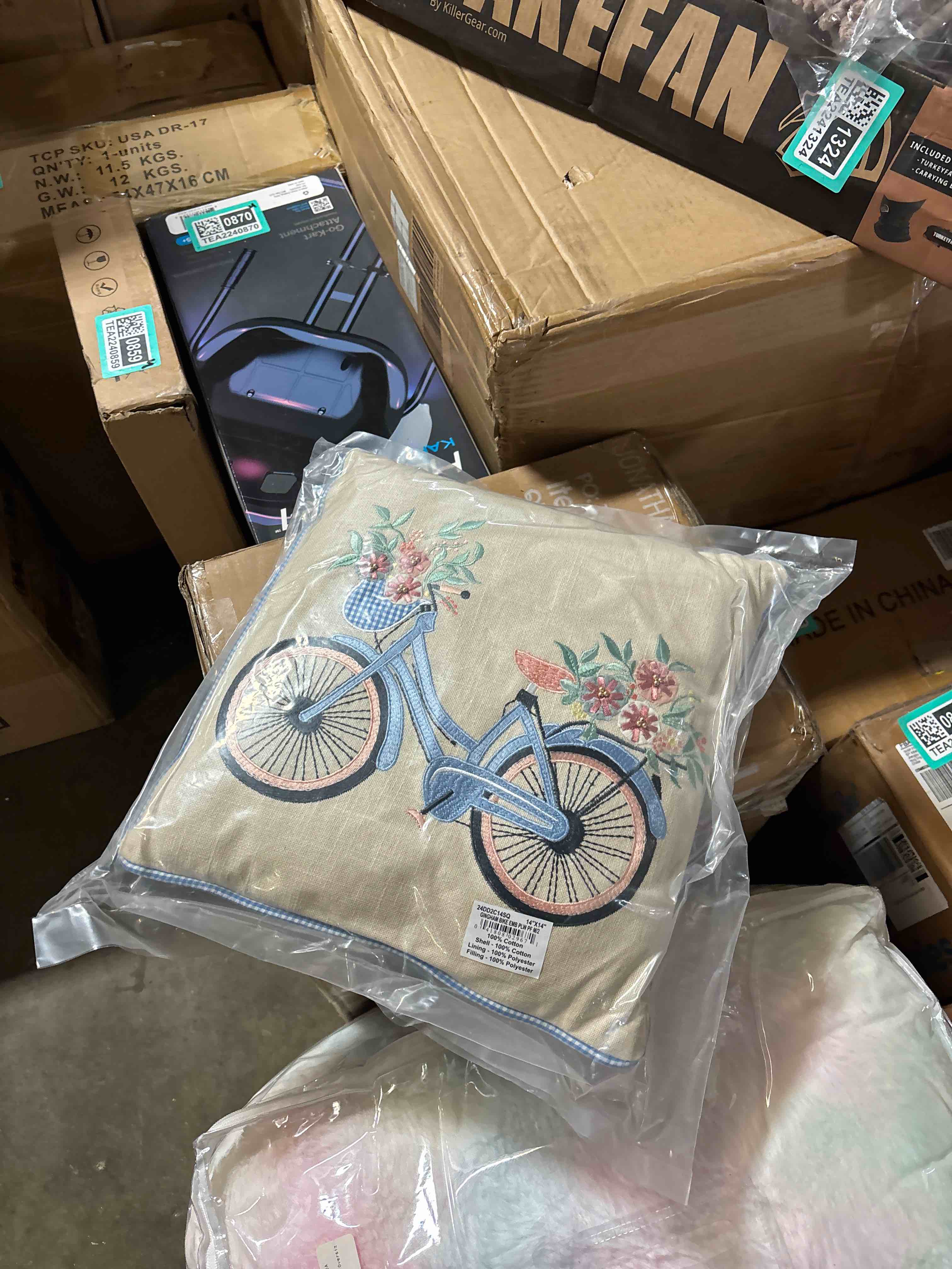 https://s3.amazonaws.com/lotting-images-prod/phillipi/TEA2241329_1744744586089.jpeg