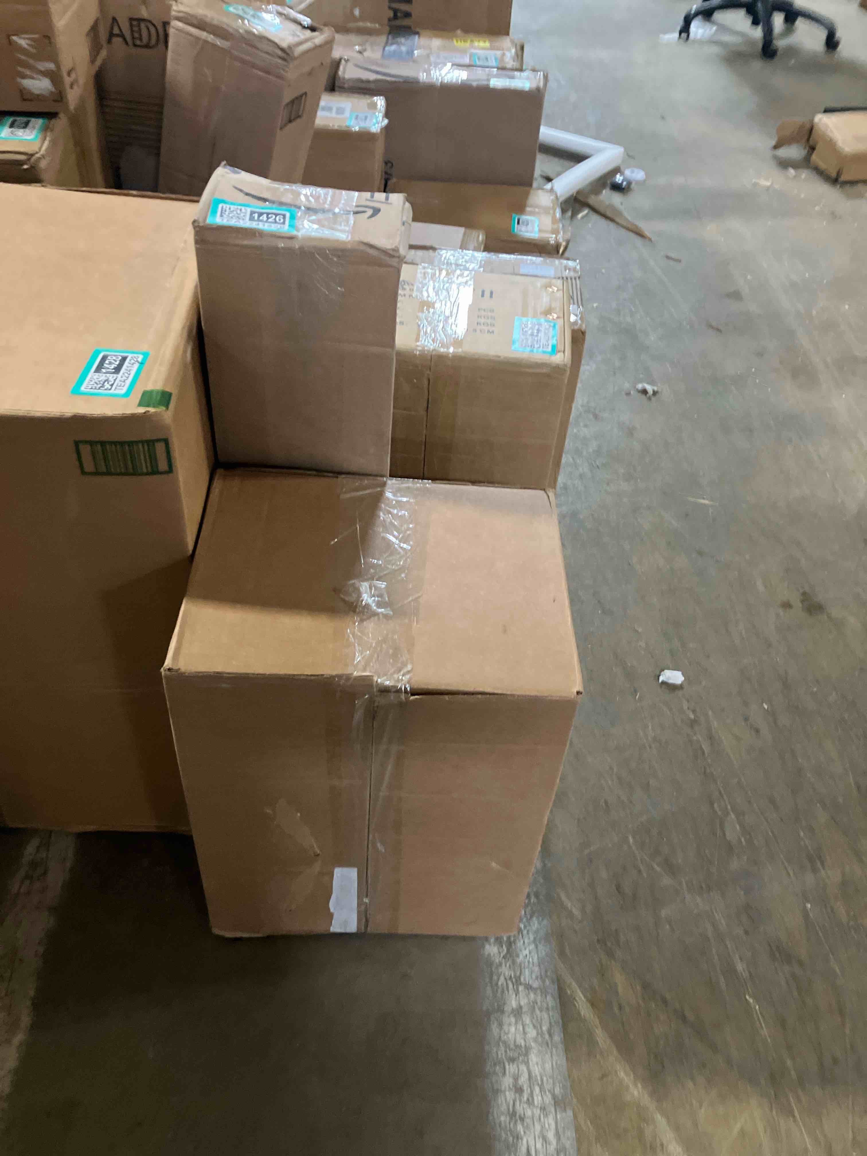 https://s3.amazonaws.com/lotting-images-prod/phillipi/TEA2241425_1744809196475.jpeg