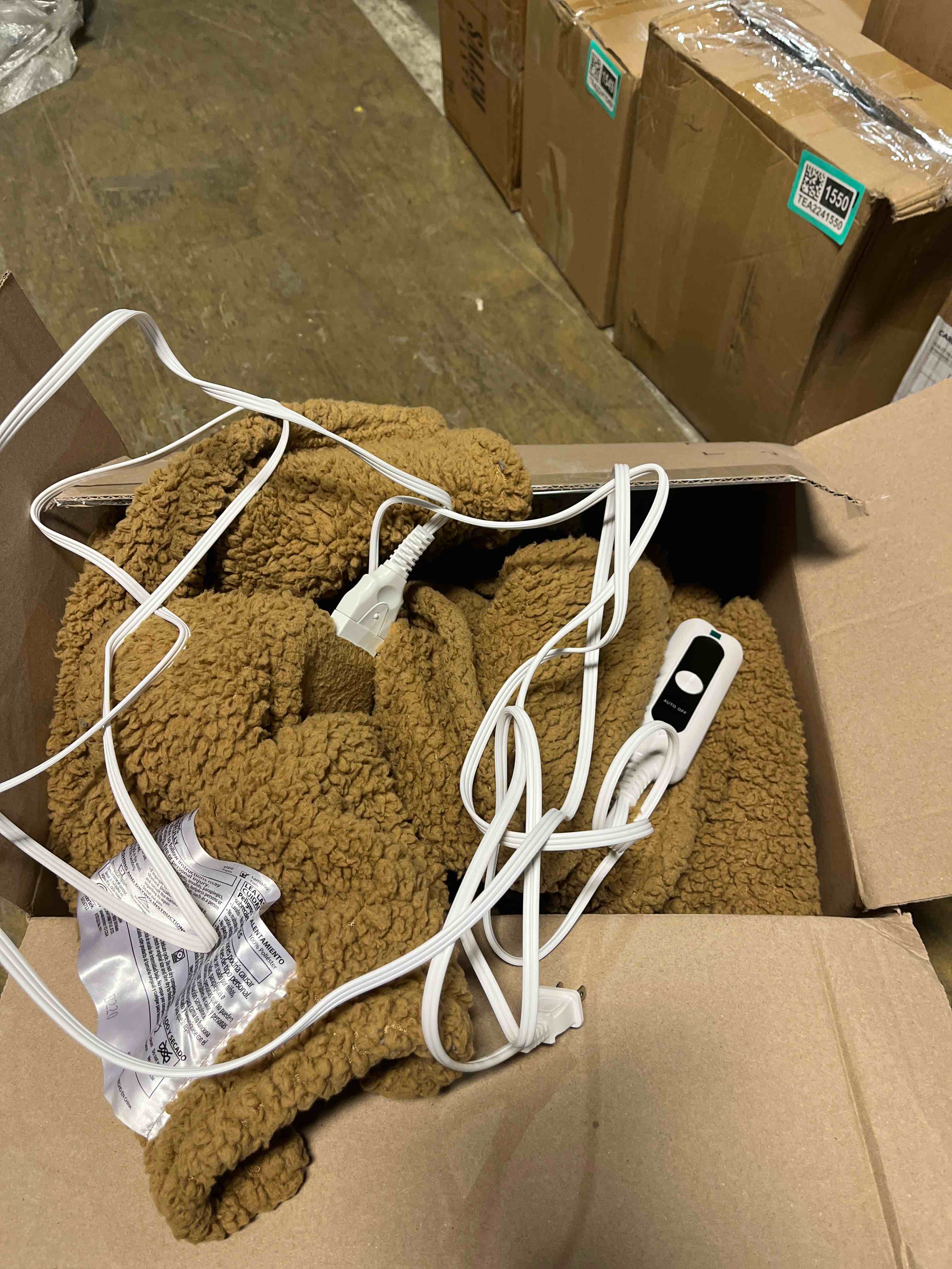https://s3.amazonaws.com/lotting-images-prod/phillipi/TEA2241543_1744818579893.jpeg