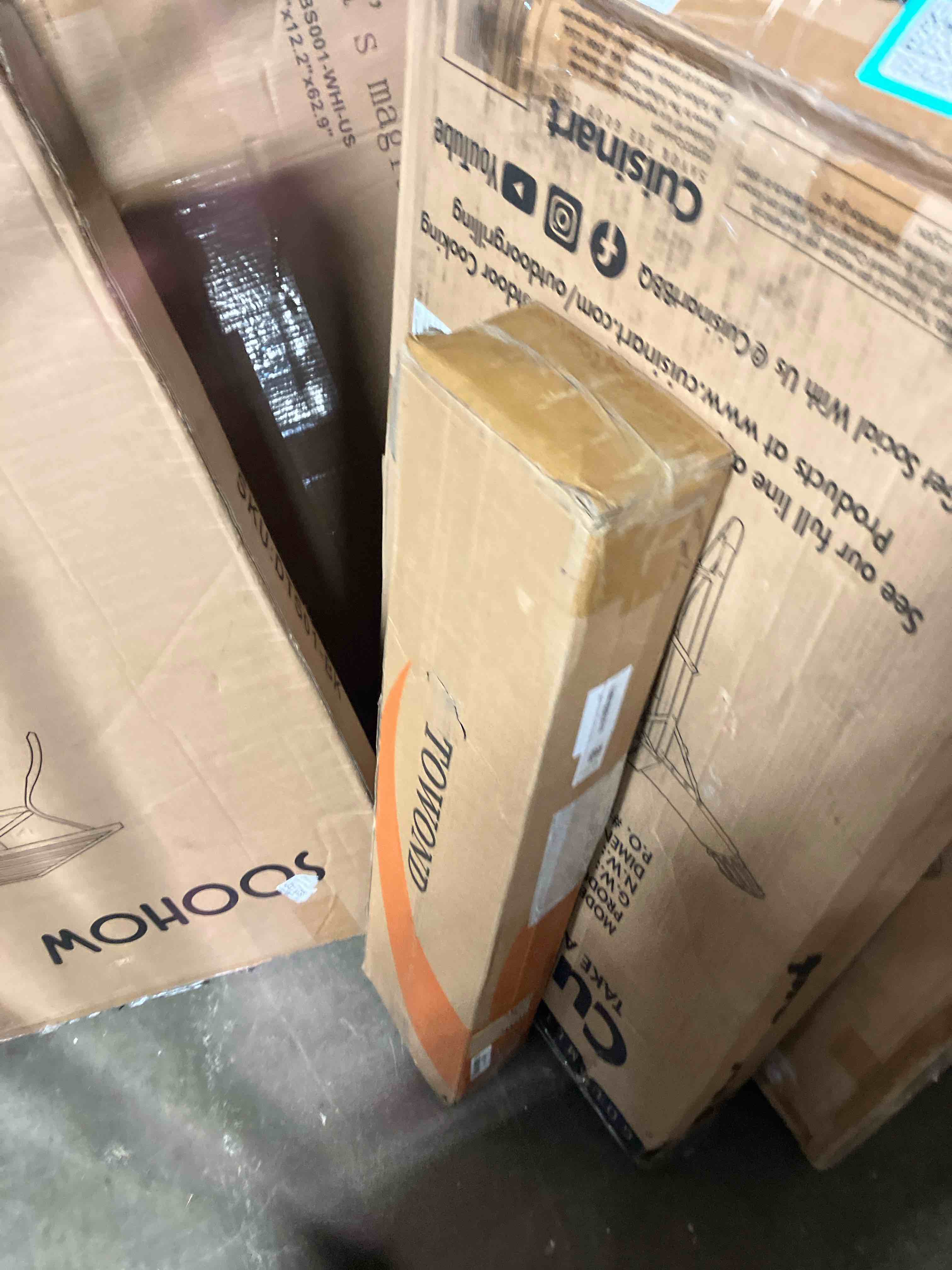 https://s3.amazonaws.com/lotting-images-prod/phillipi/TEA2241914_1745356622694.jpeg