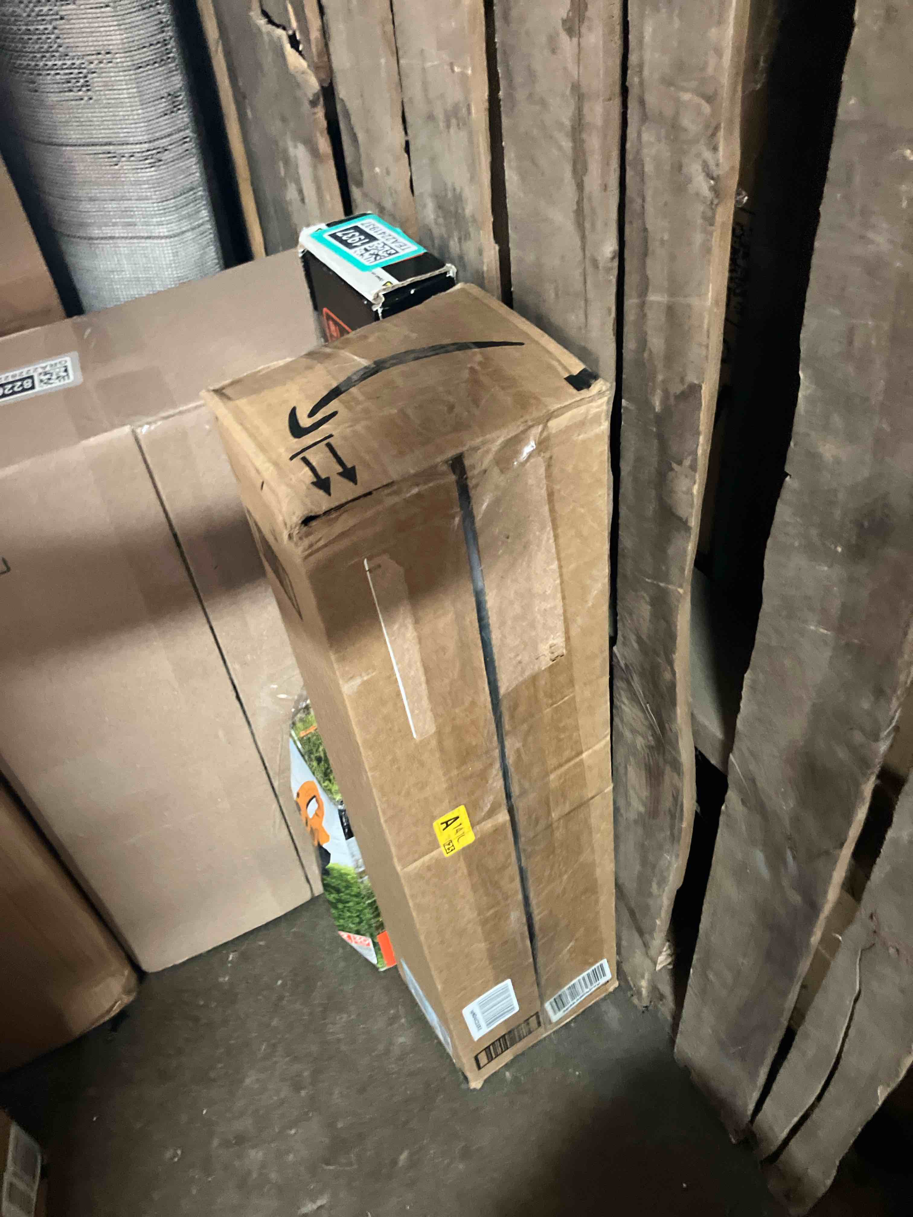 https://s3.amazonaws.com/lotting-images-prod/phillipi/TEA2241942_1745513692854.jpeg