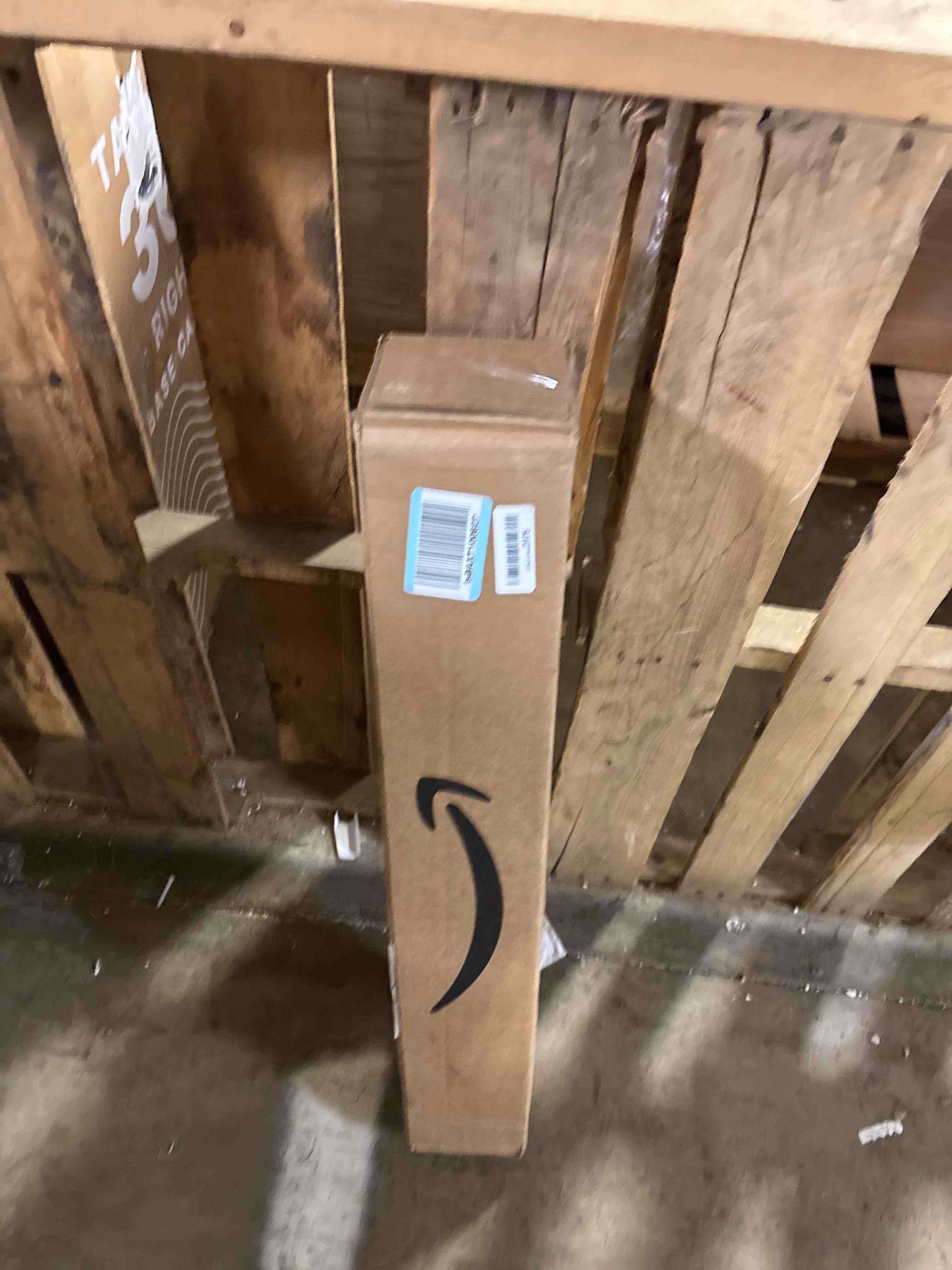 https://s3.amazonaws.com/lotting-images-prod/phillipi/TEA2242650_1750787307471.jpeg