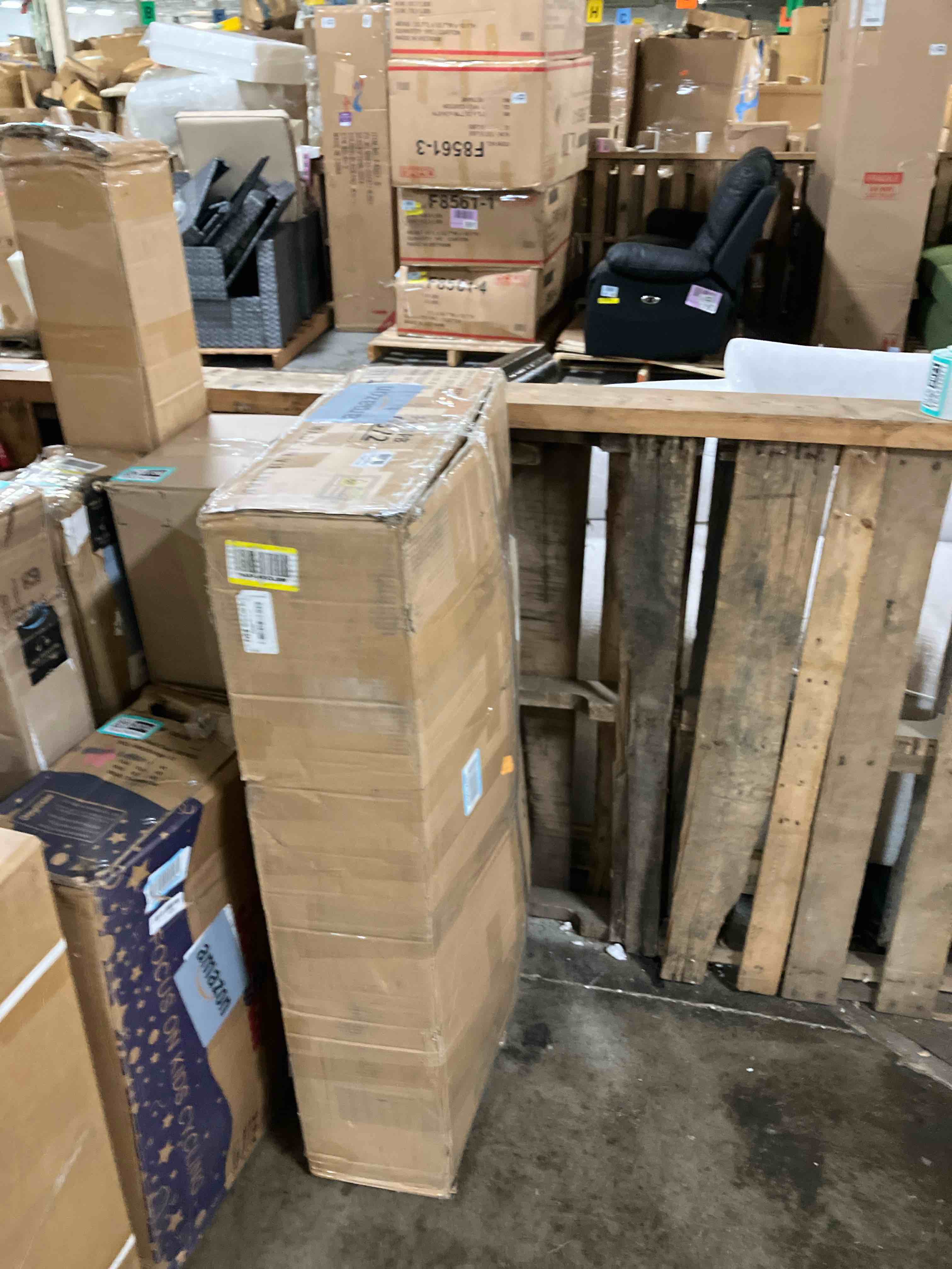 https://s3.amazonaws.com/lotting-images-prod/phillipi/TEA2242971_1750878684466.jpeg