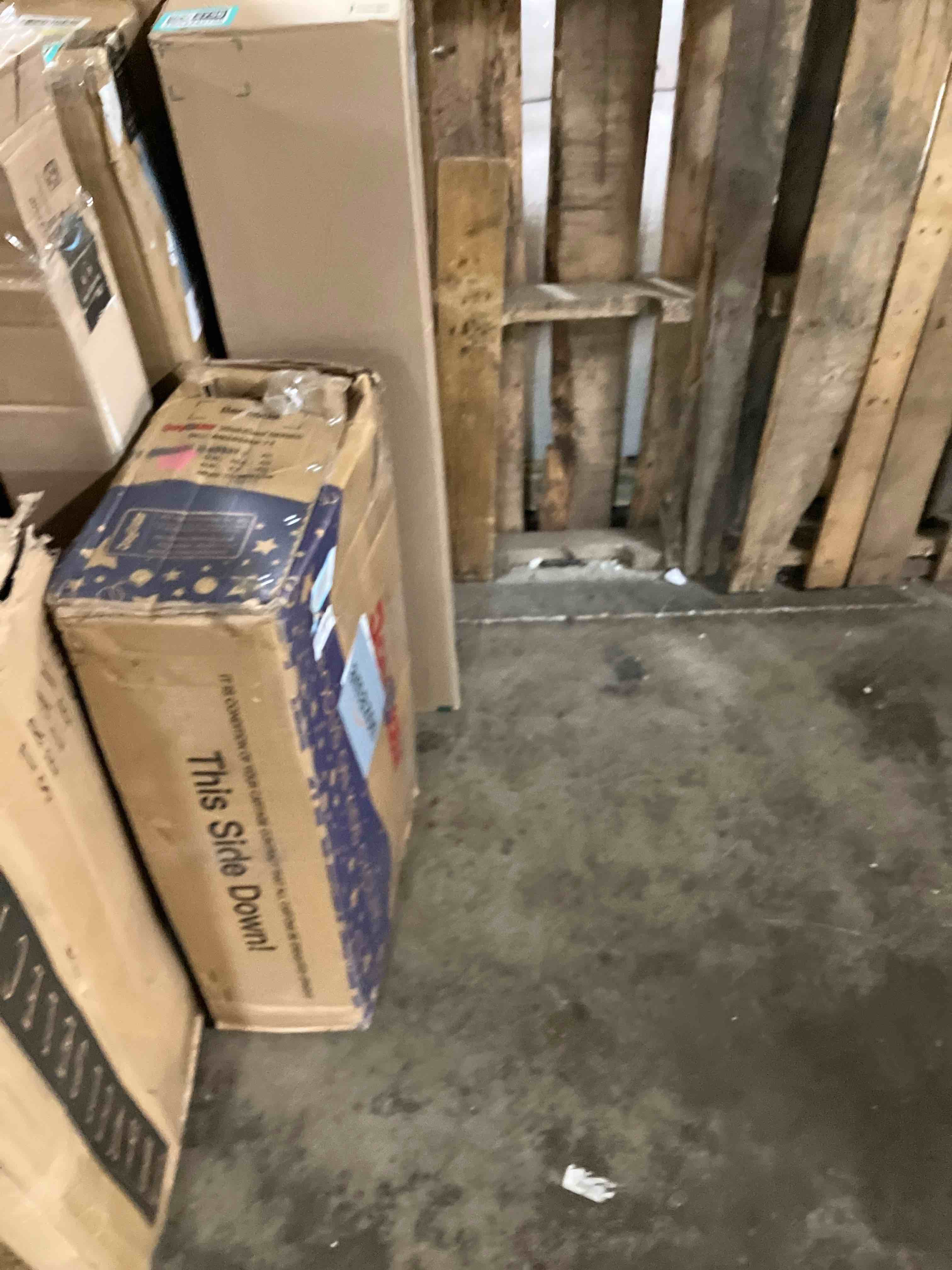 https://s3.amazonaws.com/lotting-images-prod/phillipi/TEA2242974_1750878503163.jpeg