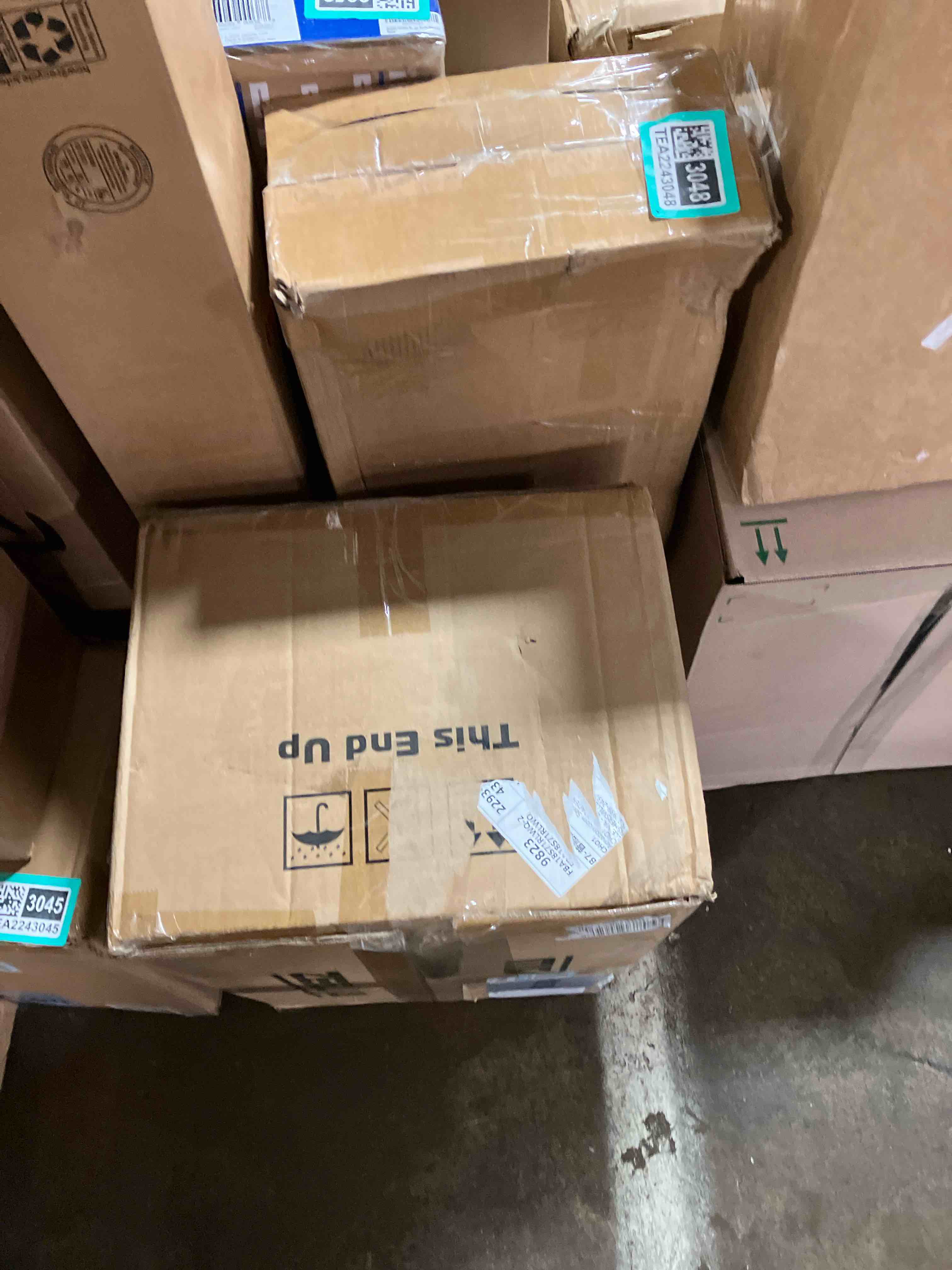 https://s3.amazonaws.com/lotting-images-prod/phillipi/TEA2243041_1750961994436.jpeg