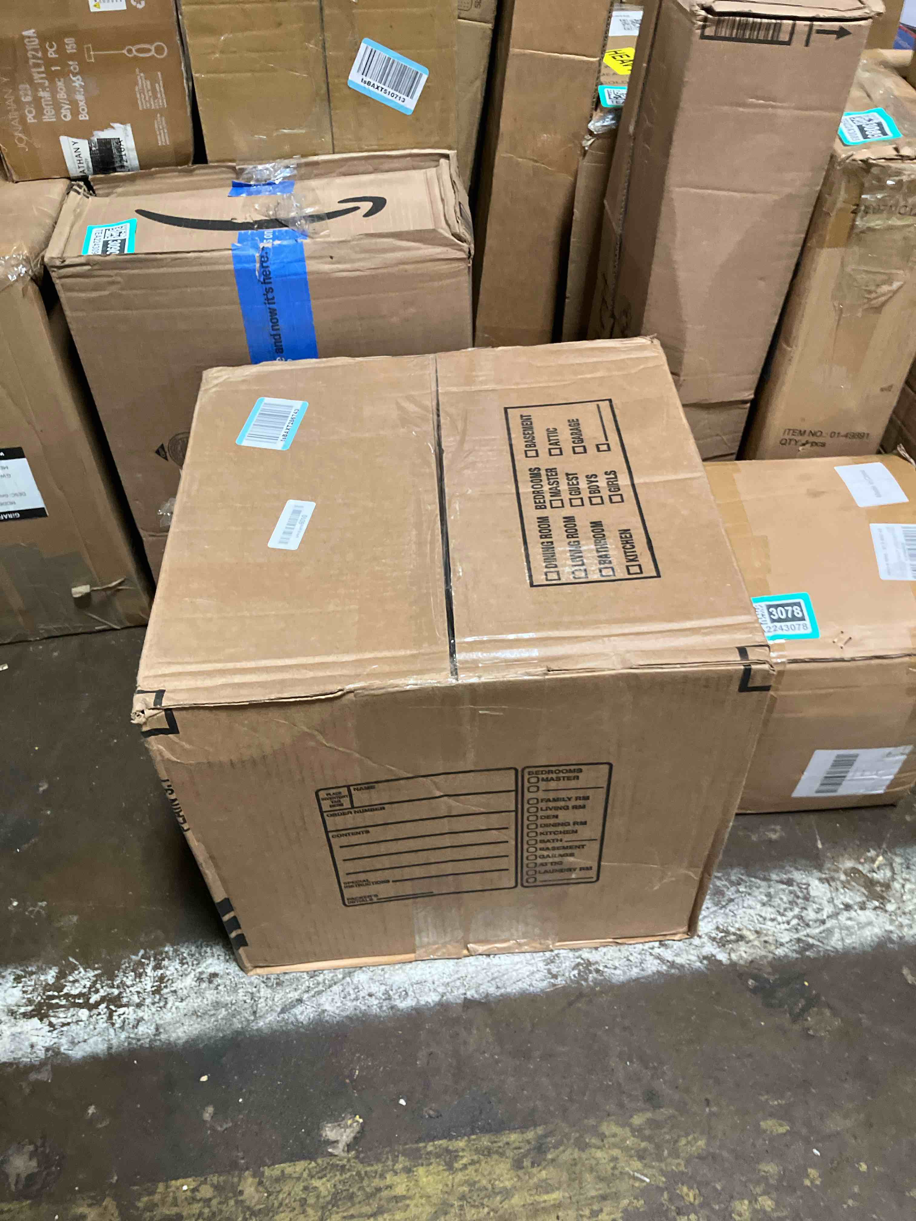 https://s3.amazonaws.com/lotting-images-prod/phillipi/TEA2243077_1750959878845.jpeg