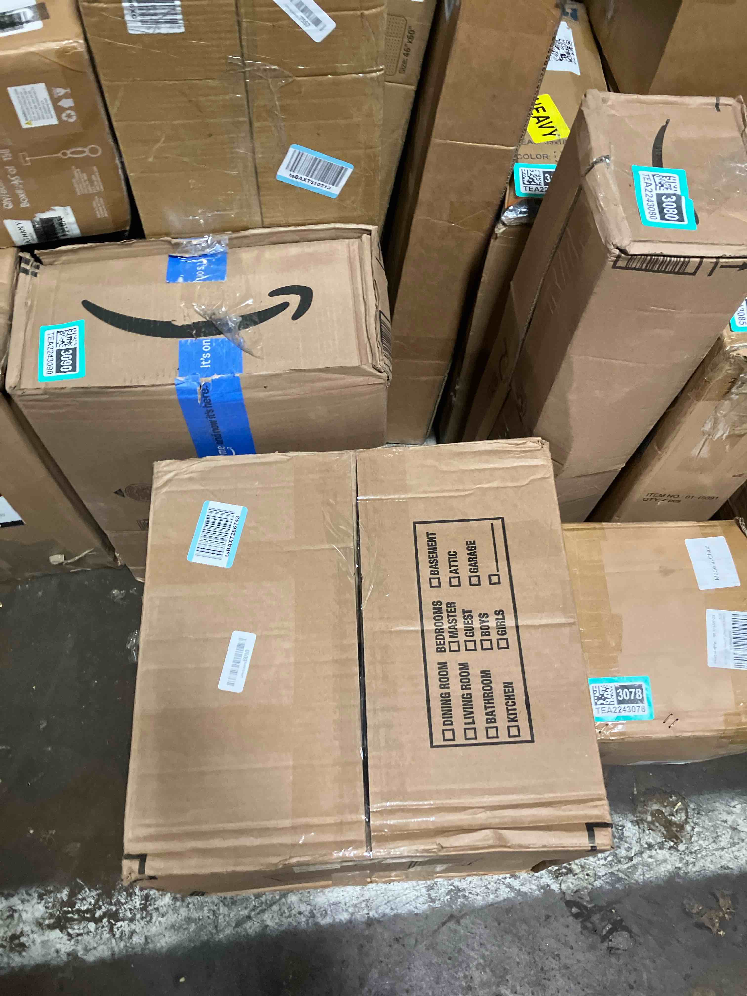 https://s3.amazonaws.com/lotting-images-prod/phillipi/TEA2243077_1750959880495.jpeg