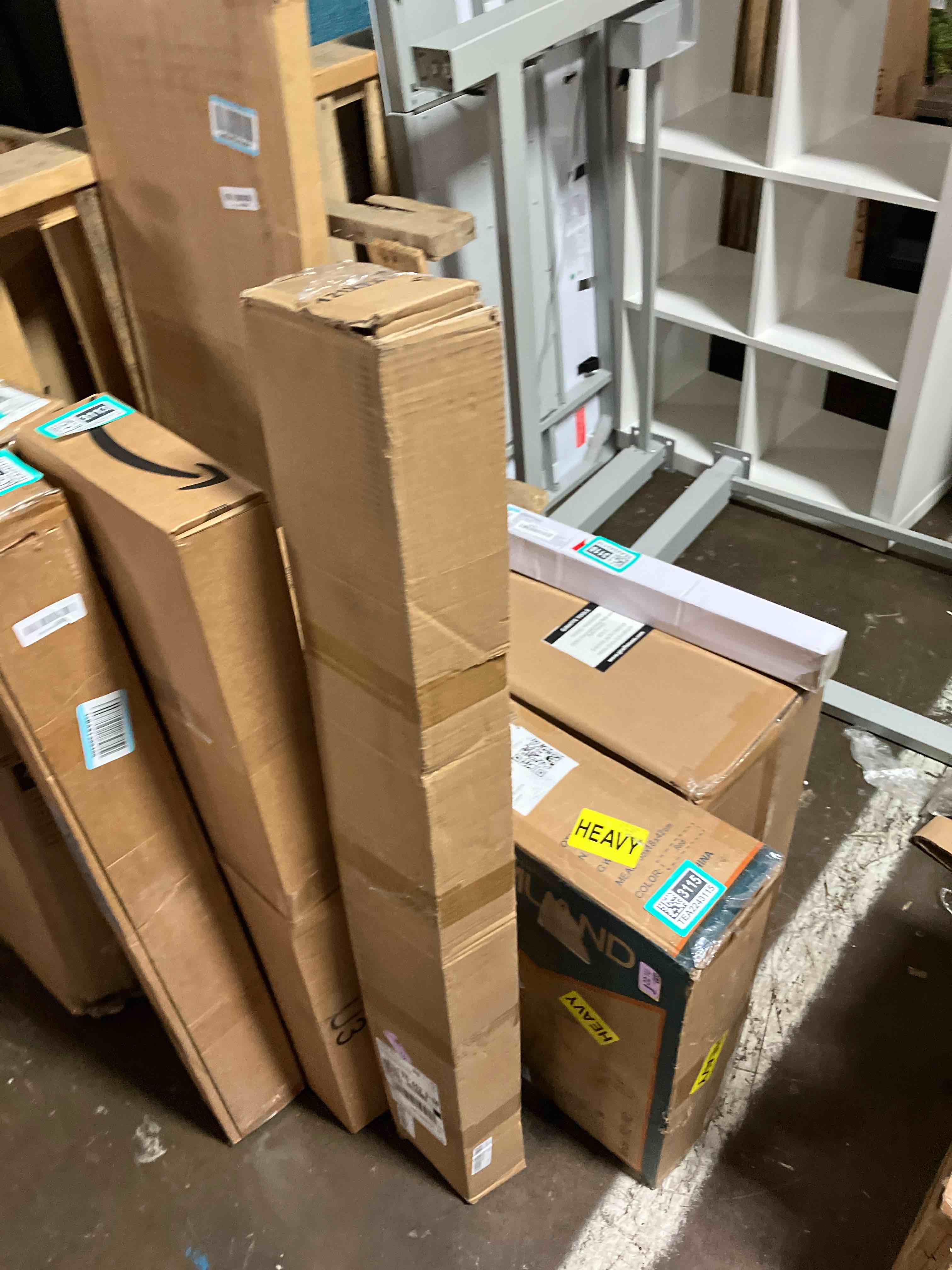 https://s3.amazonaws.com/lotting-images-prod/phillipi/TEA2243111_1750957743004.jpeg