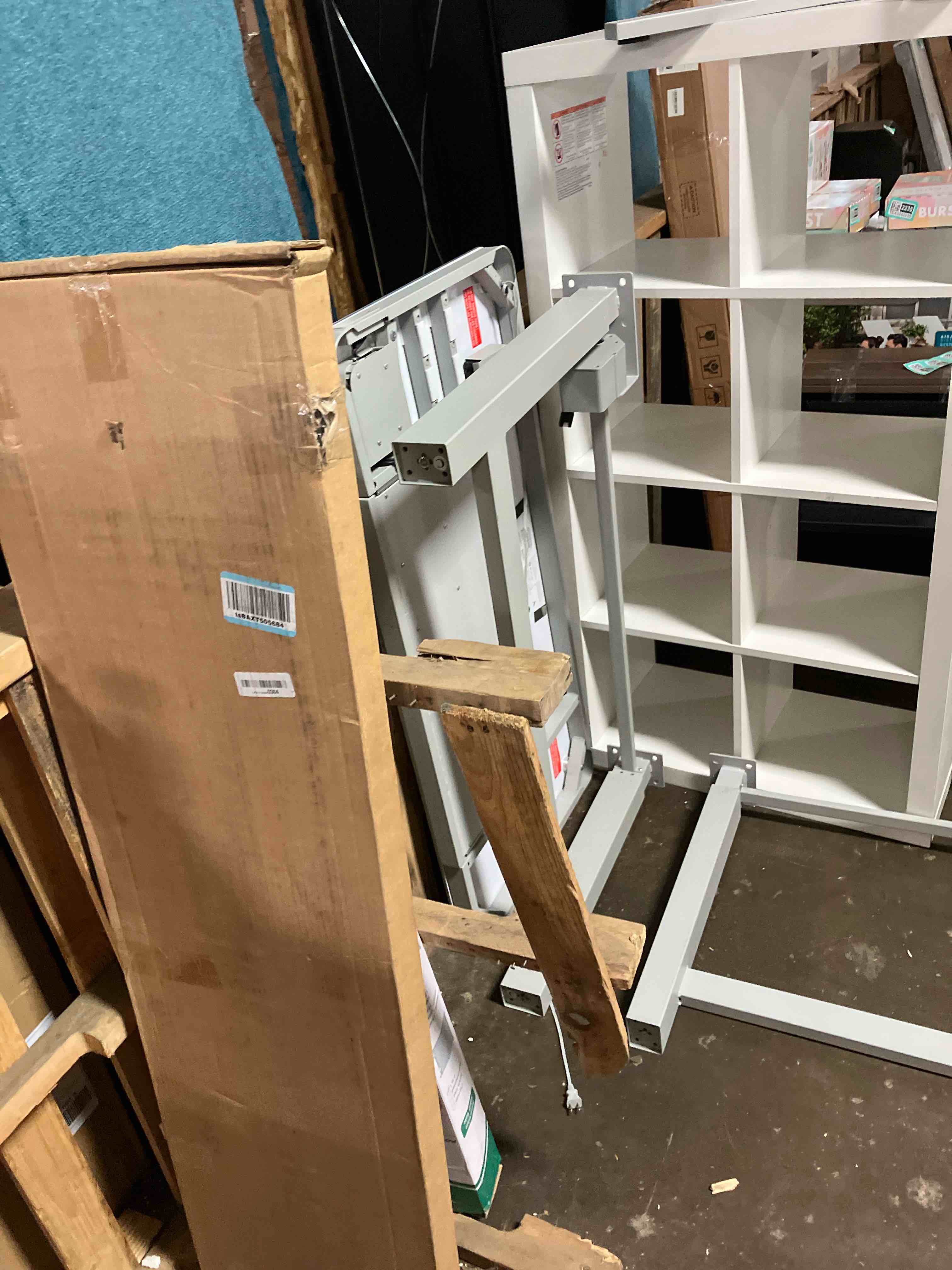 https://s3.amazonaws.com/lotting-images-prod/phillipi/TEA2243120_1750957288023.jpeg