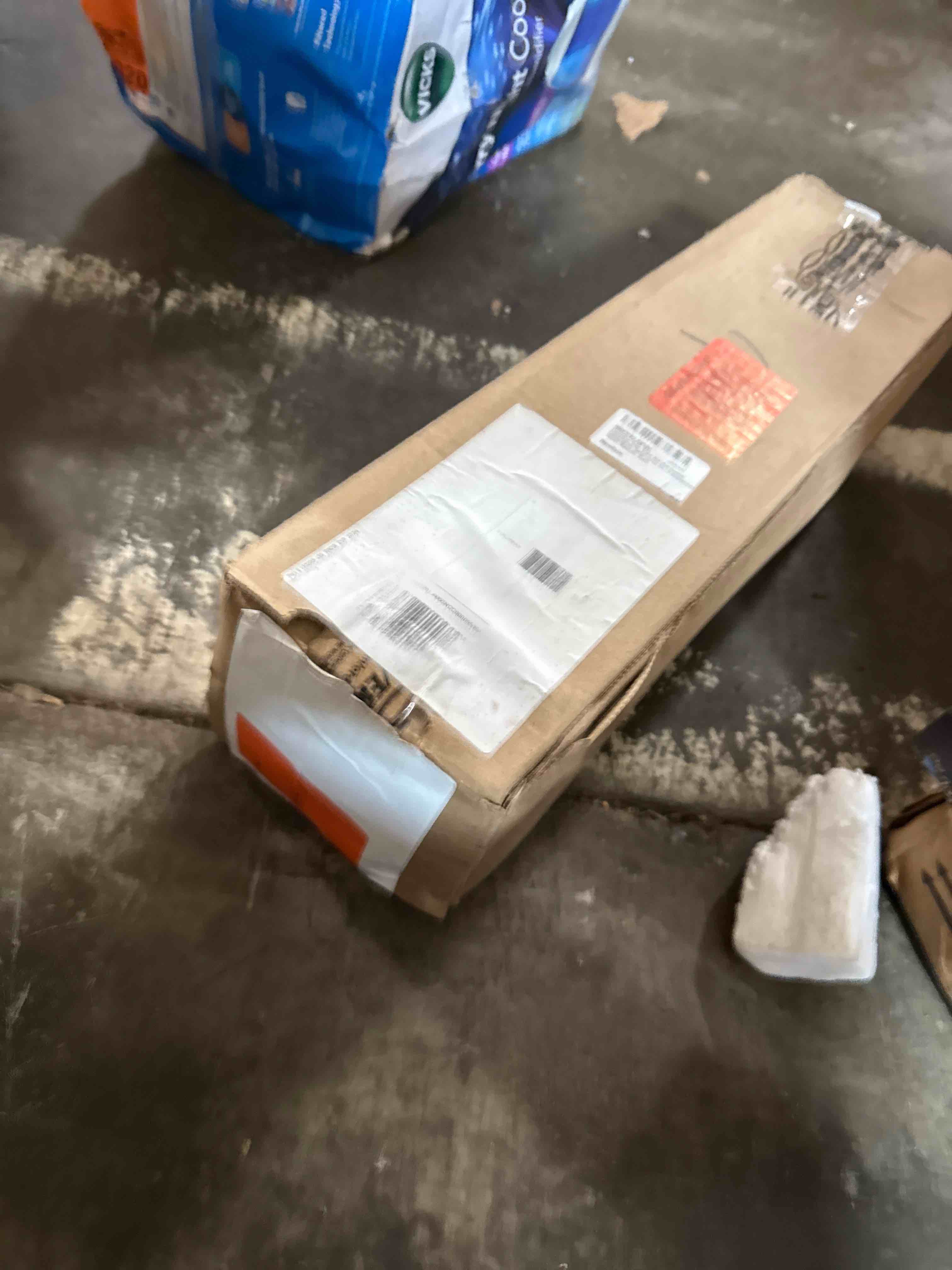 https://s3.amazonaws.com/lotting-images-prod/phillipi/TEA2243229_1751385667868.jpeg