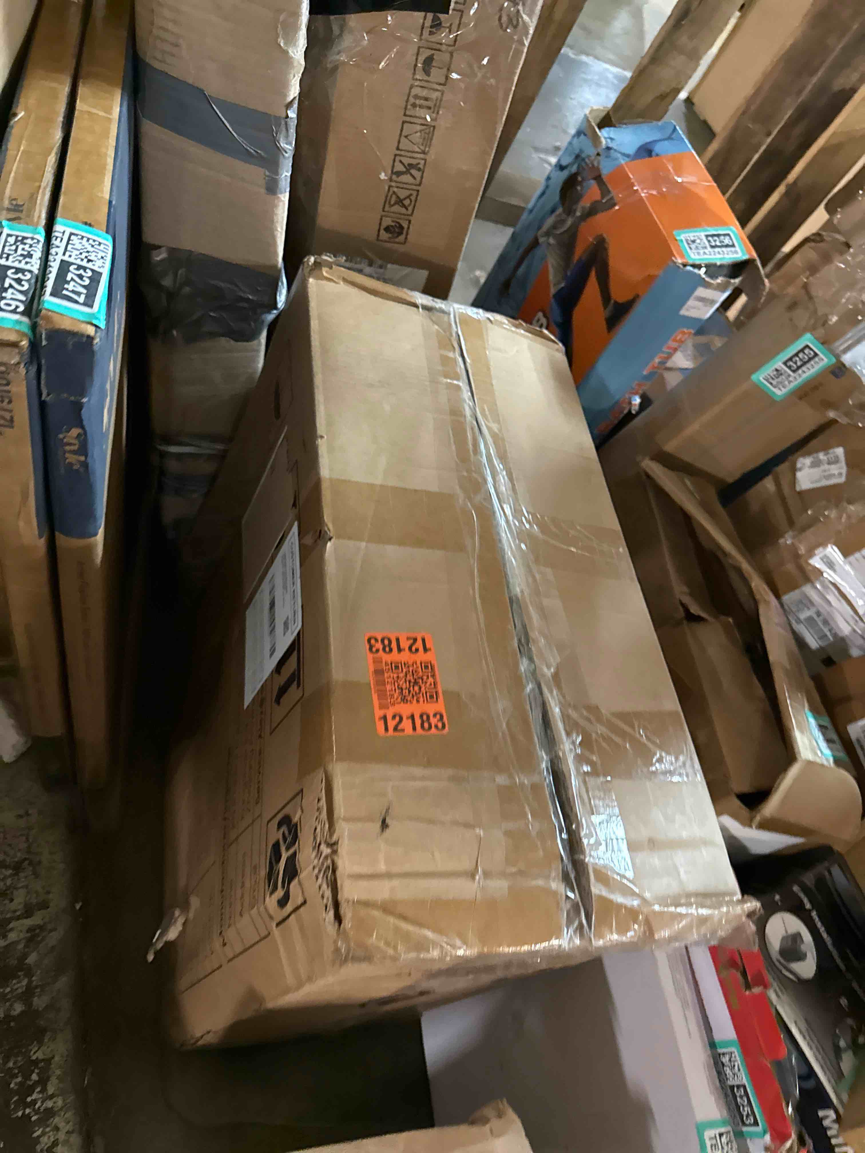 https://s3.amazonaws.com/lotting-images-prod/phillipi/TEA2243268_1751392598084.jpeg