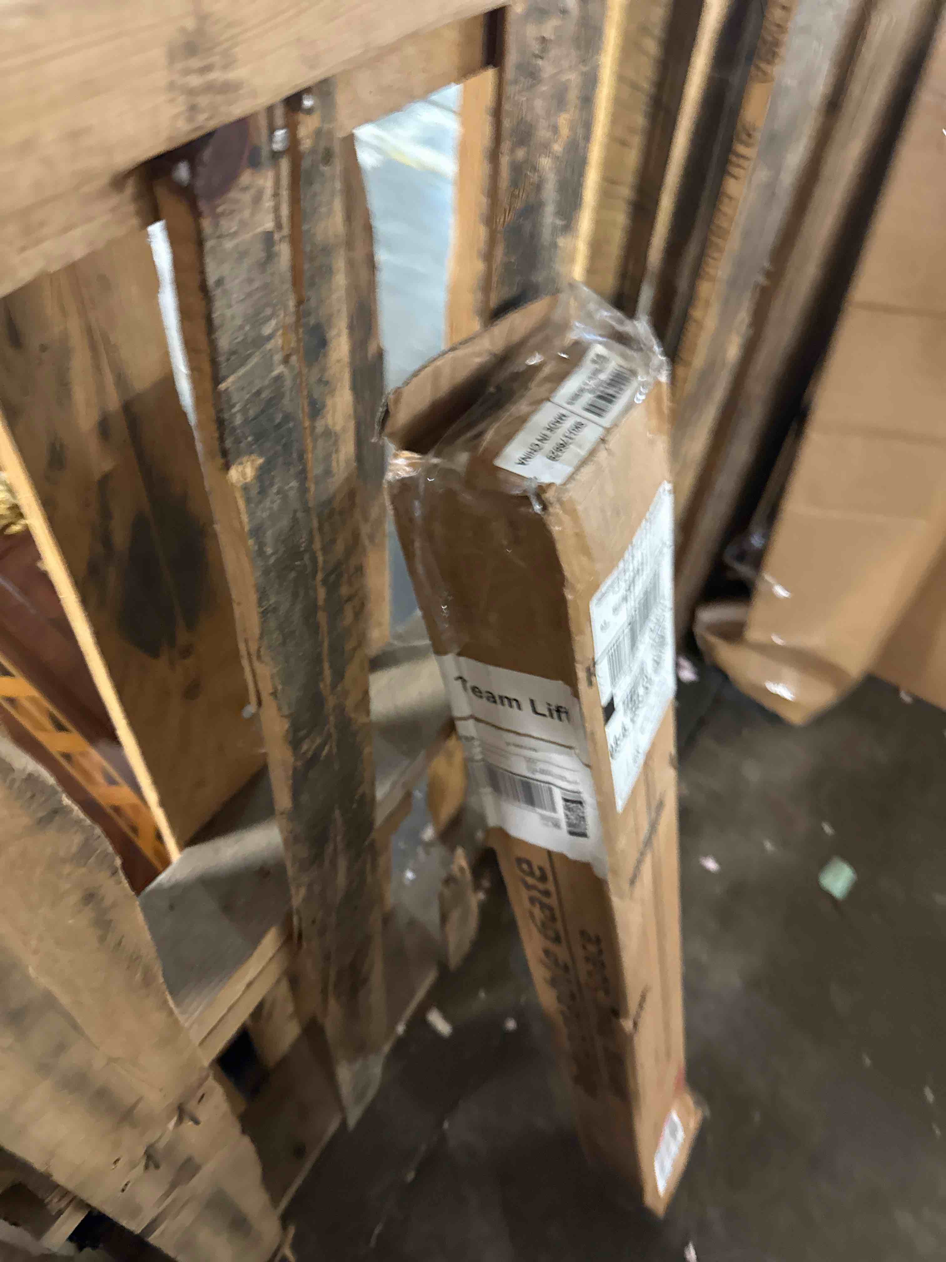 https://s3.amazonaws.com/lotting-images-prod/phillipi/TEA2243294_1751396237541.jpeg