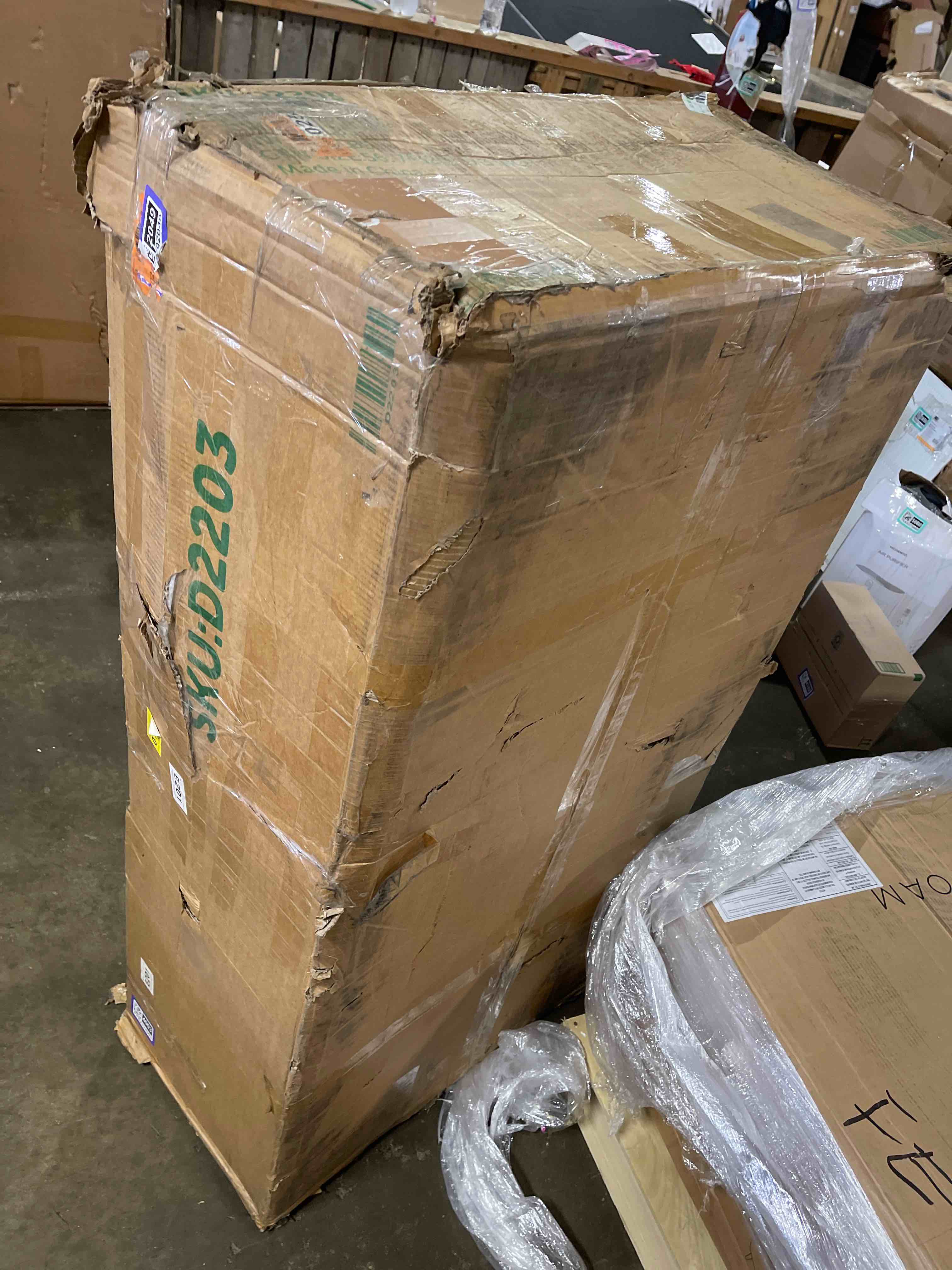 https://s3.amazonaws.com/lotting-images-prod/phillipi/TEA2243401_1751396150215.jpeg