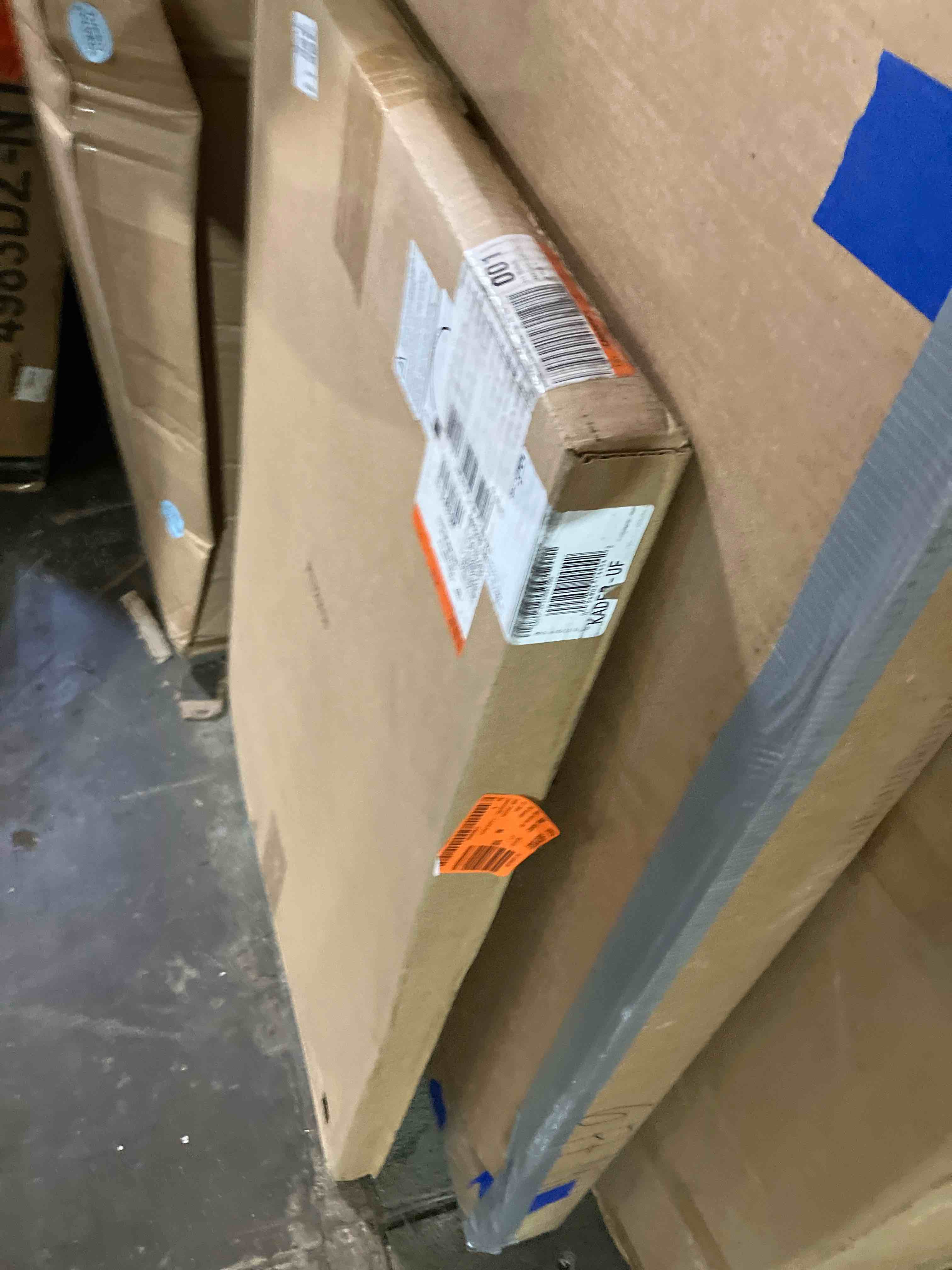 https://s3.amazonaws.com/lotting-images-prod/phillipi/TEA2243506_1751474668249.jpeg