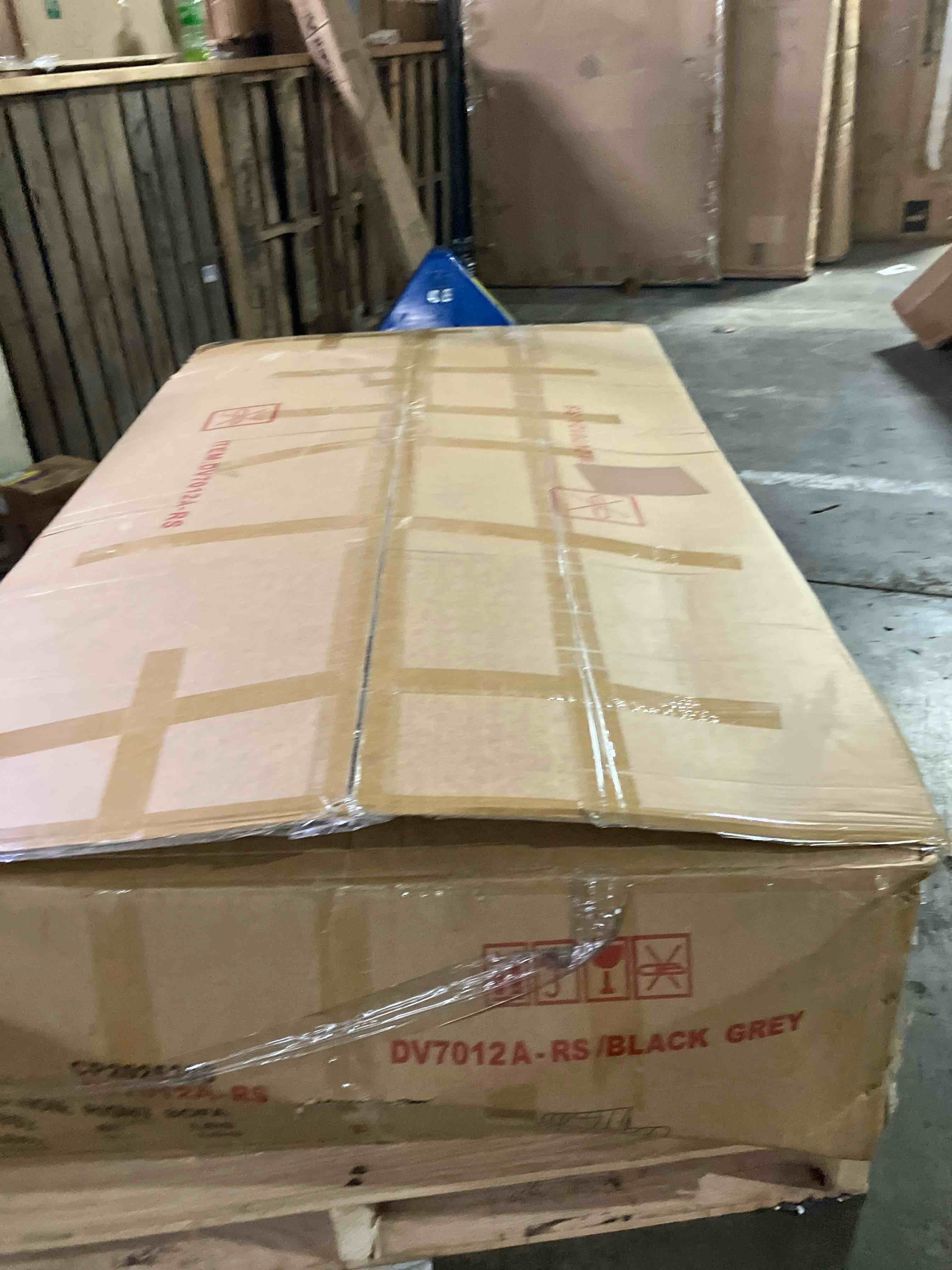 https://s3.amazonaws.com/lotting-images-prod/phillipi/TEA2243512_1751473060462.jpeg