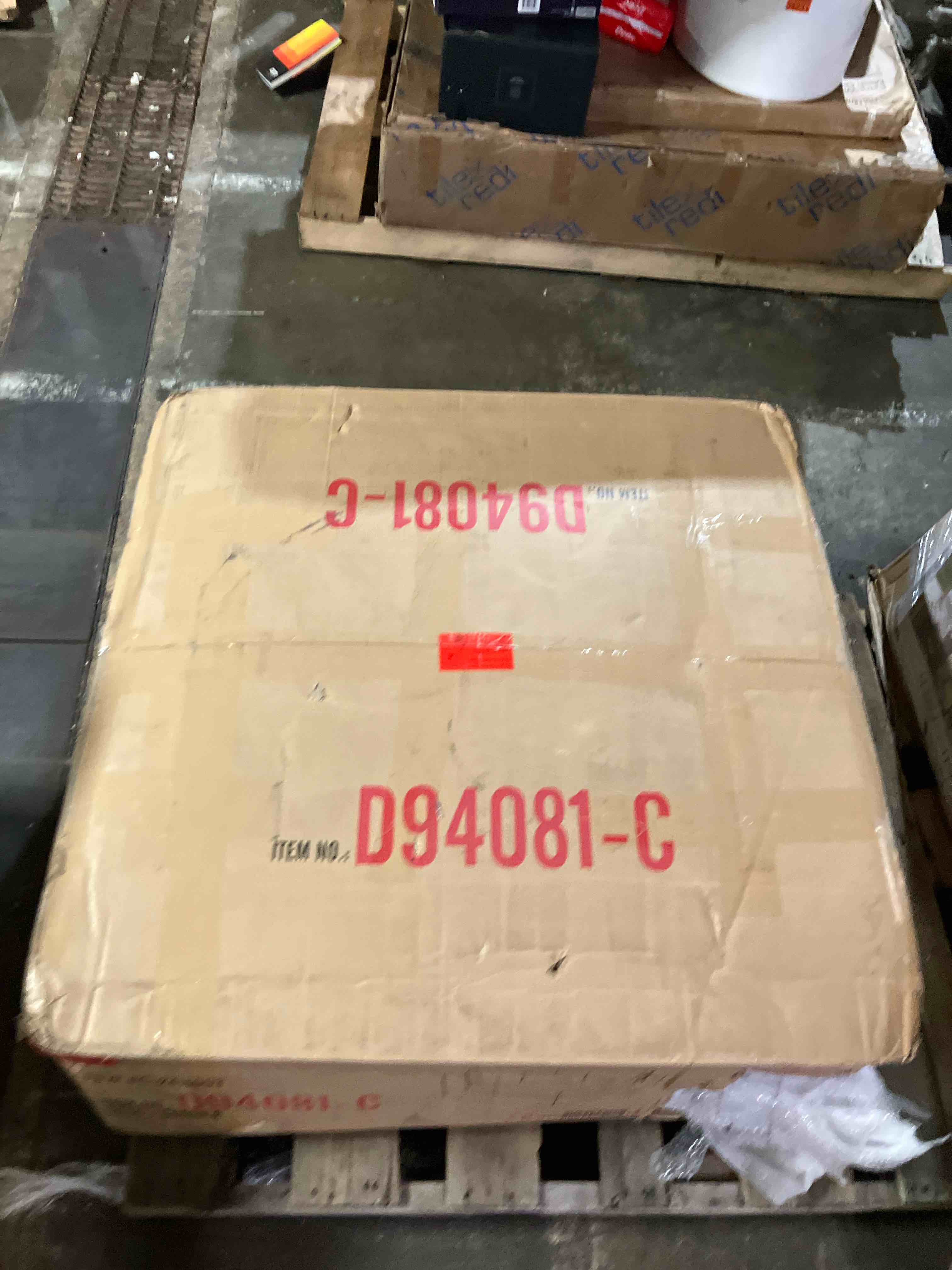 https://s3.amazonaws.com/lotting-images-prod/phillipi/TEA2243538_1751467110057.jpeg