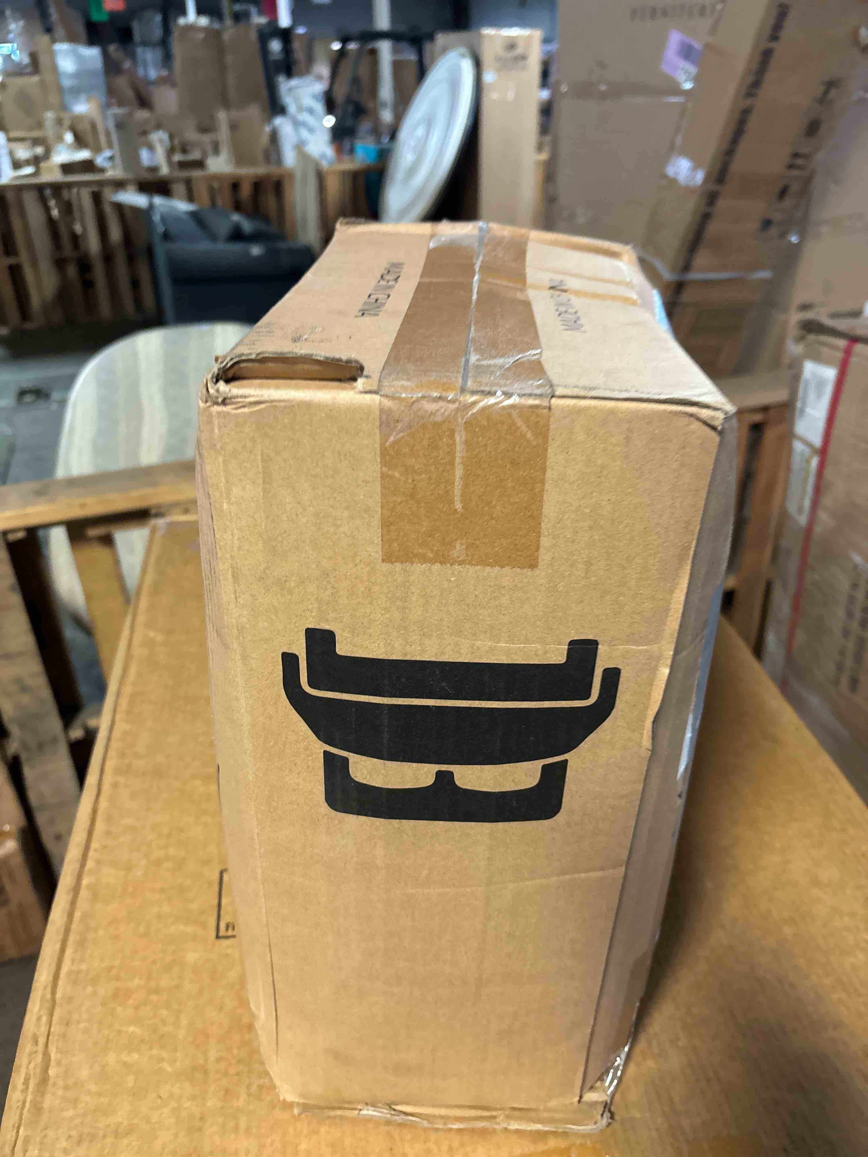 https://s3.amazonaws.com/lotting-images-prod/phillipi/TEA2243579_1751568704858.jpeg