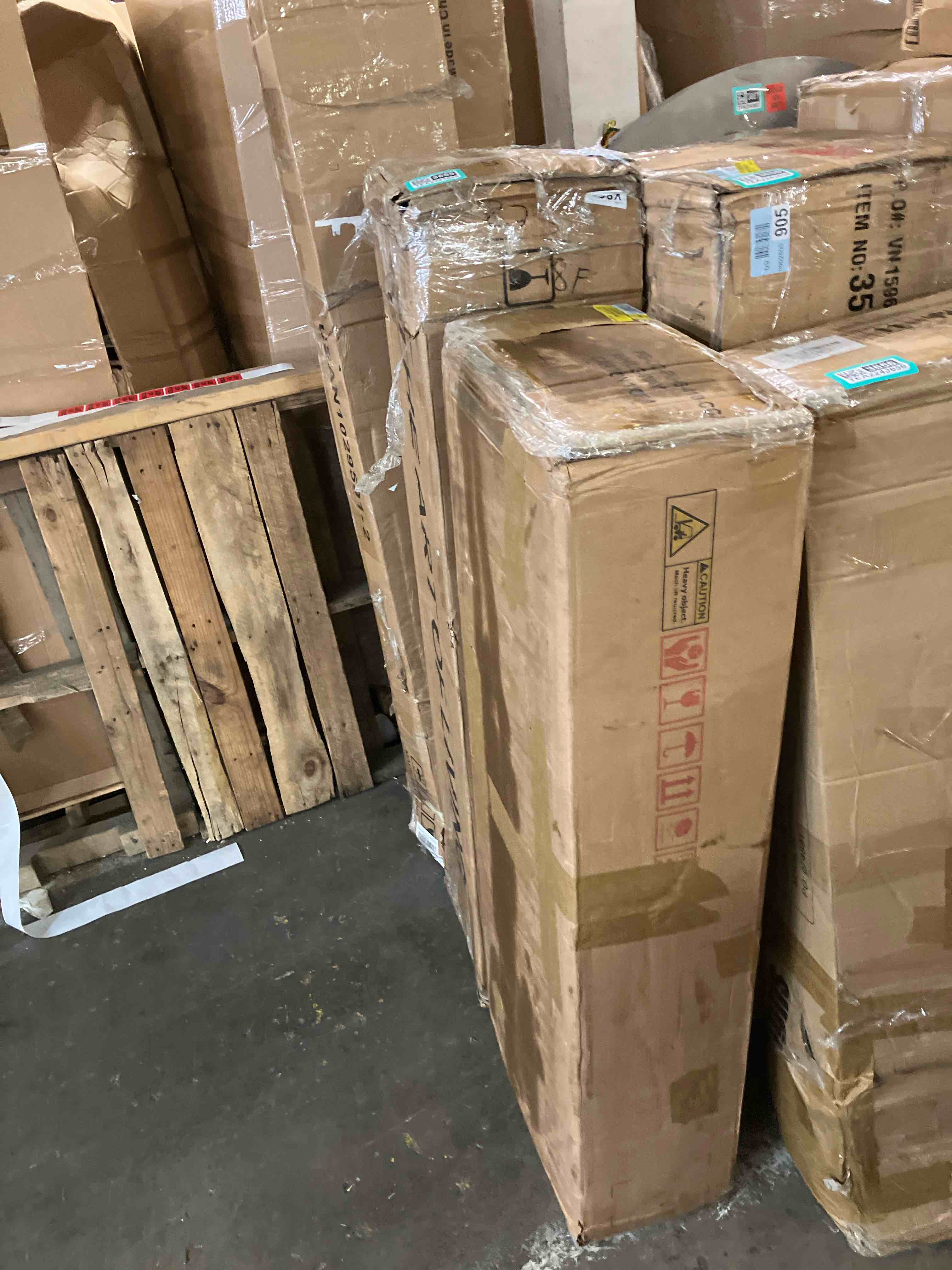https://s3.amazonaws.com/lotting-images-prod/phillipi/TEA2243654_1751638192288.jpeg