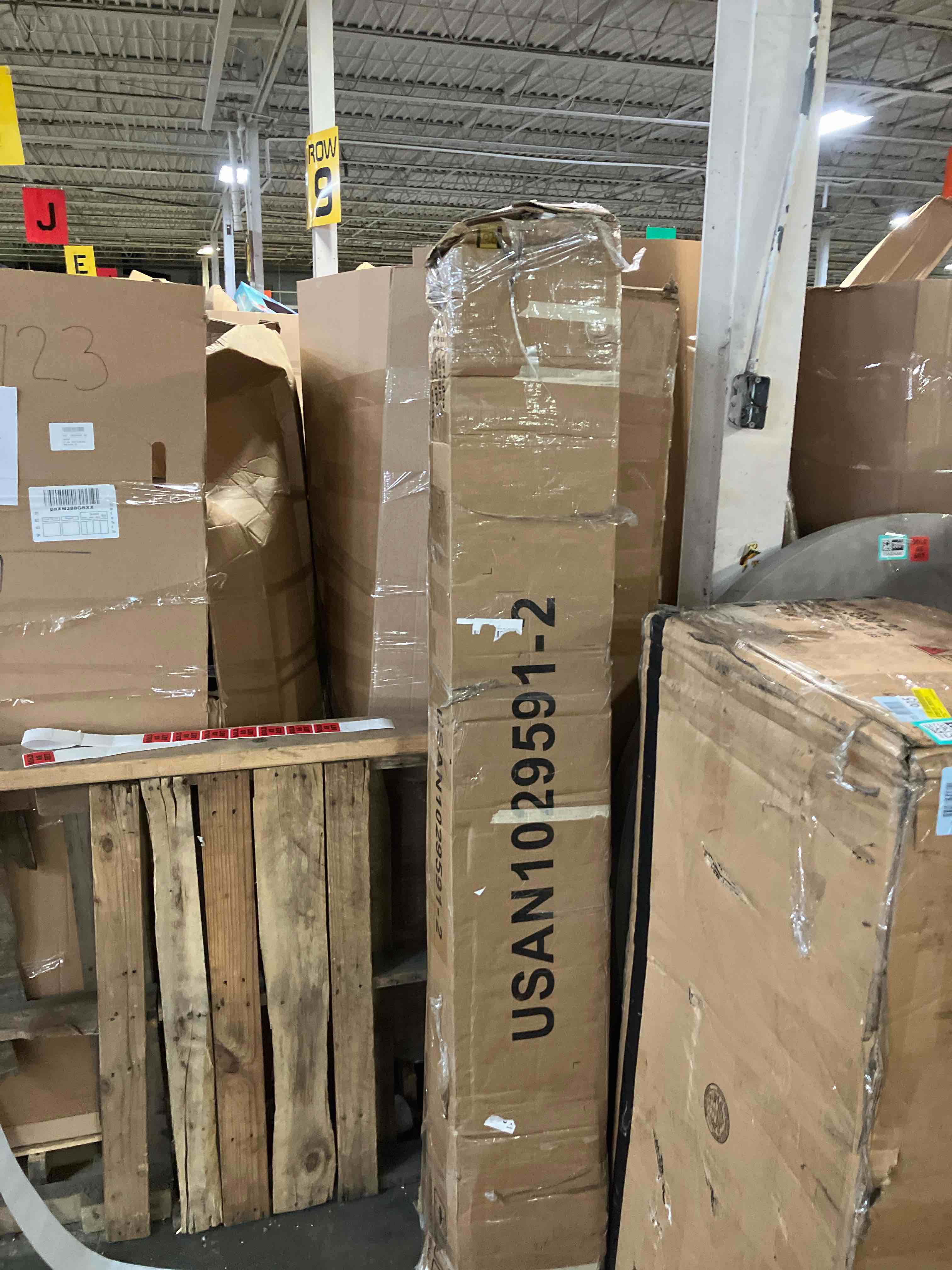https://s3.amazonaws.com/lotting-images-prod/phillipi/TEA2243657_1751637597553.jpeg