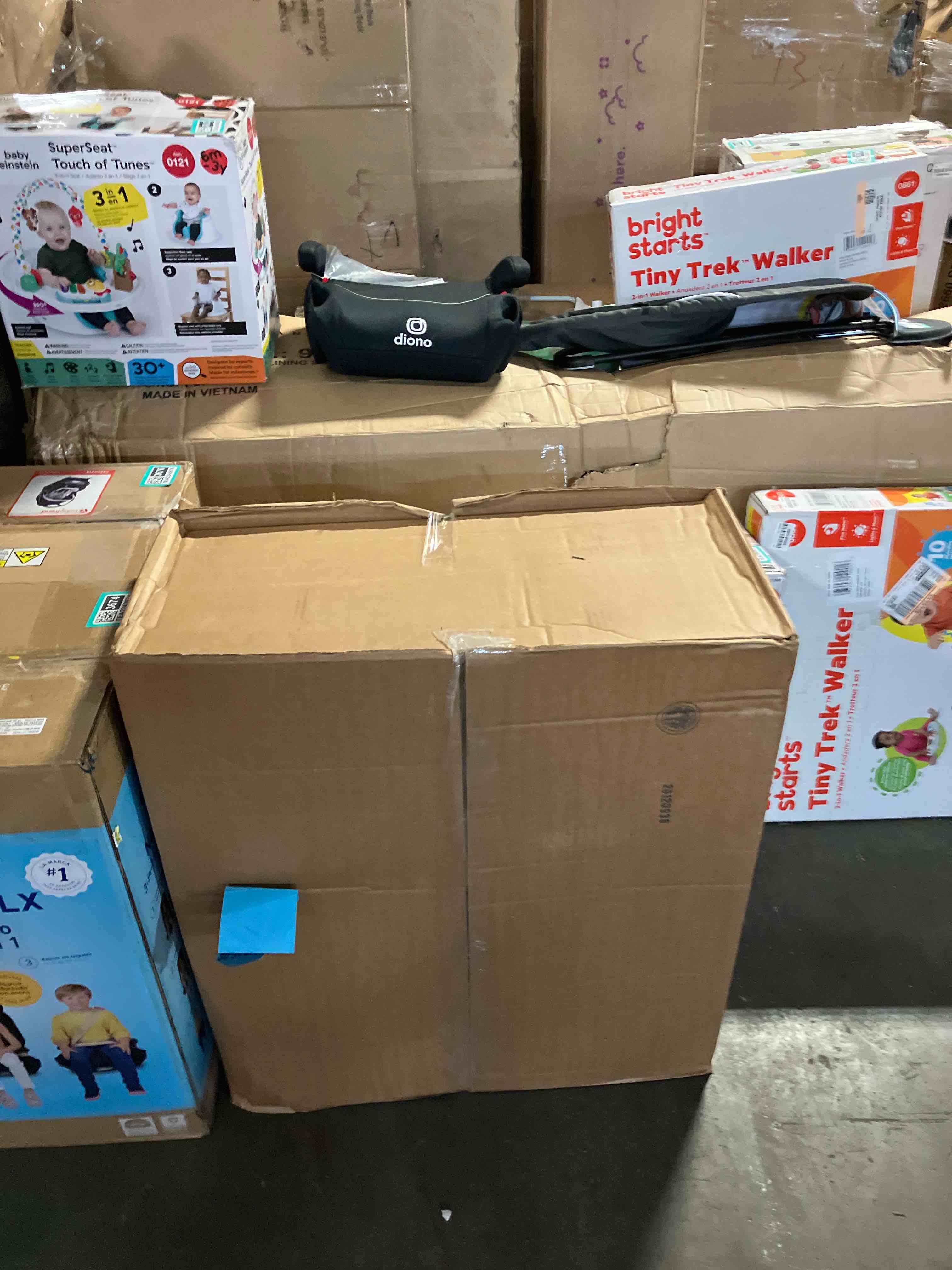 https://s3.amazonaws.com/lotting-images-prod/phillipi/TEA2243672_1751581025351.jpeg
