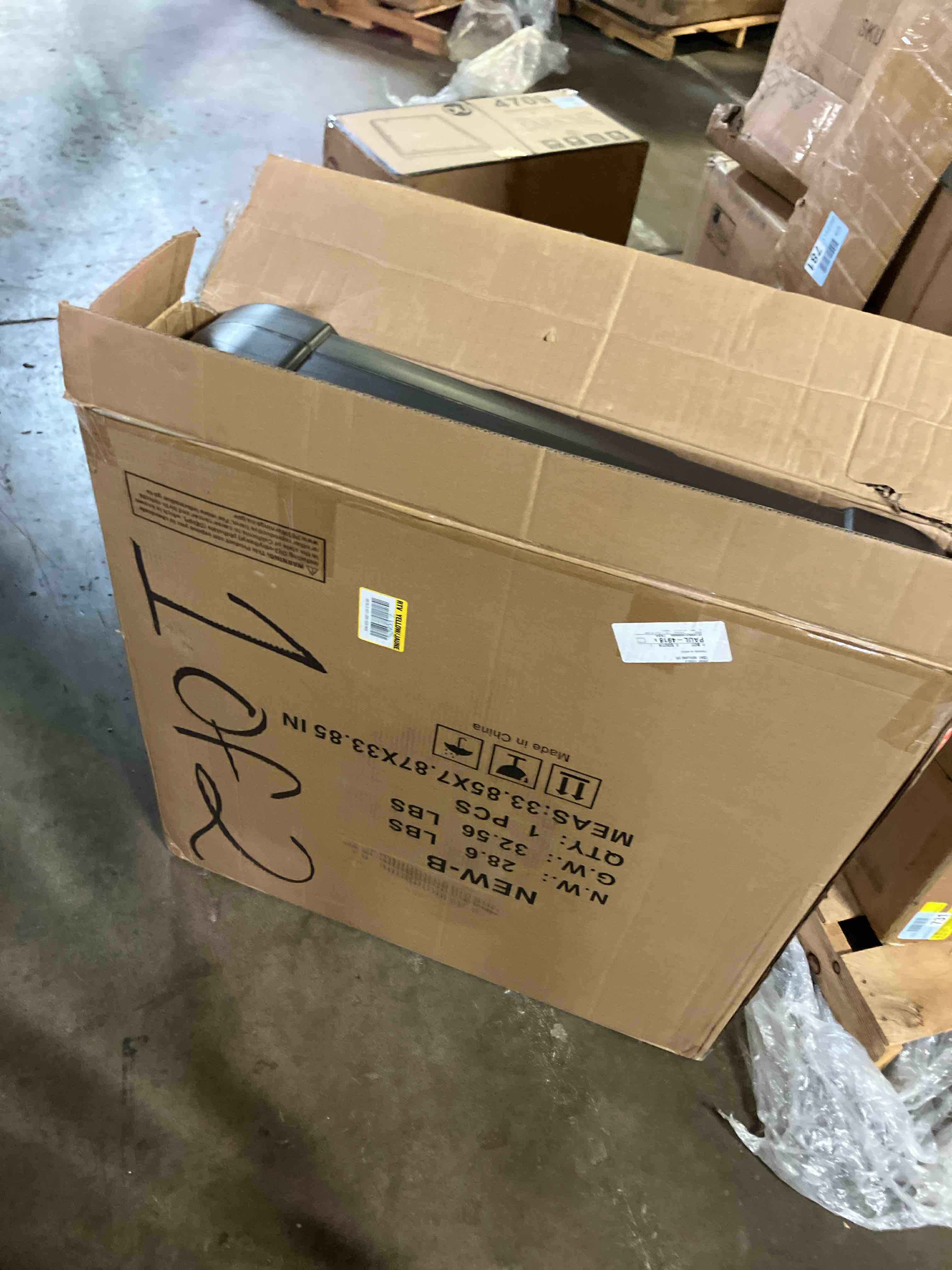 https://s3.amazonaws.com/lotting-images-prod/phillipi/TEA2243798_1751998929909.jpeg