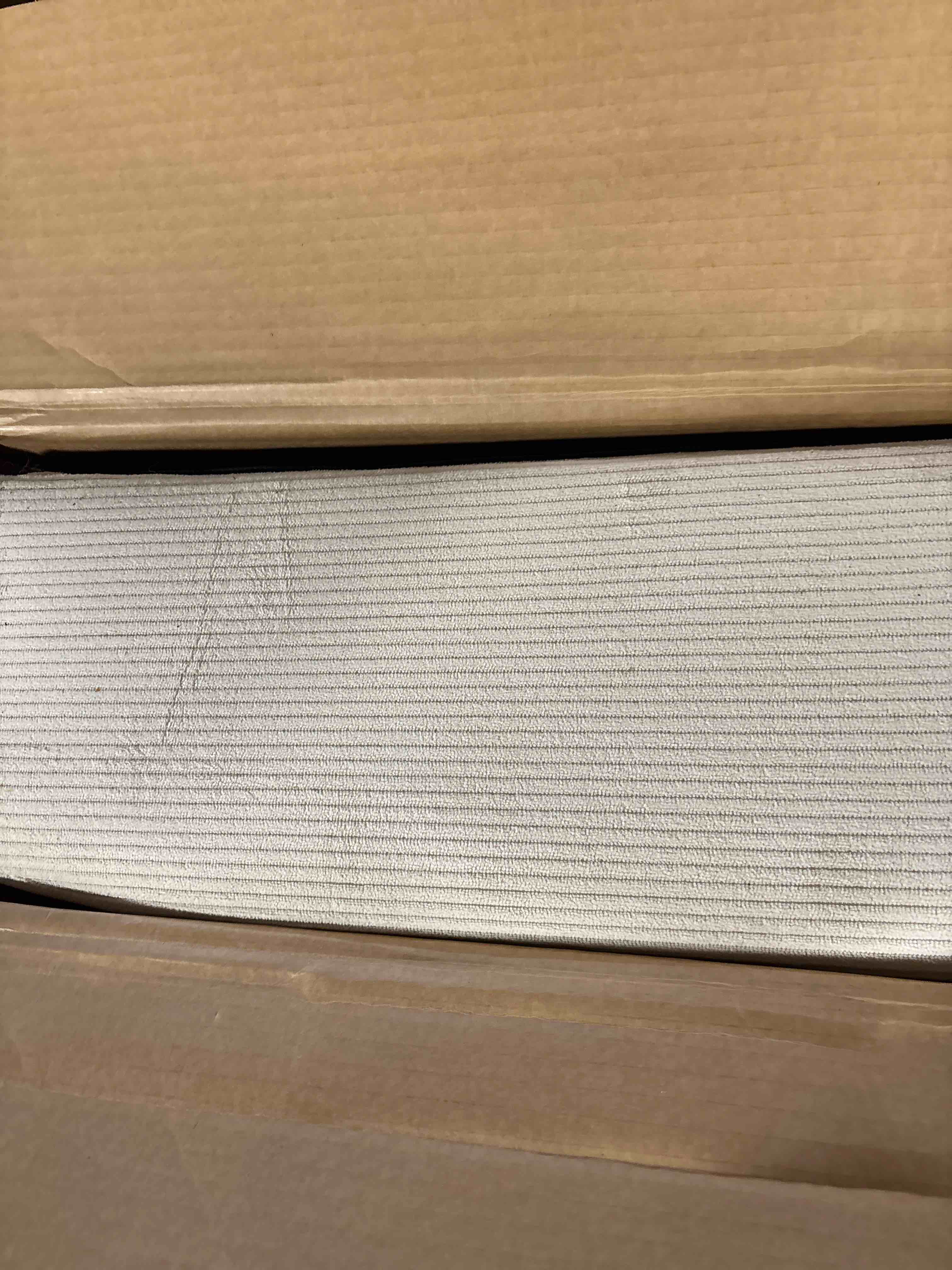 https://s3.amazonaws.com/lotting-images-prod/phillipi/TEA2243935_1752007772112.jpeg
