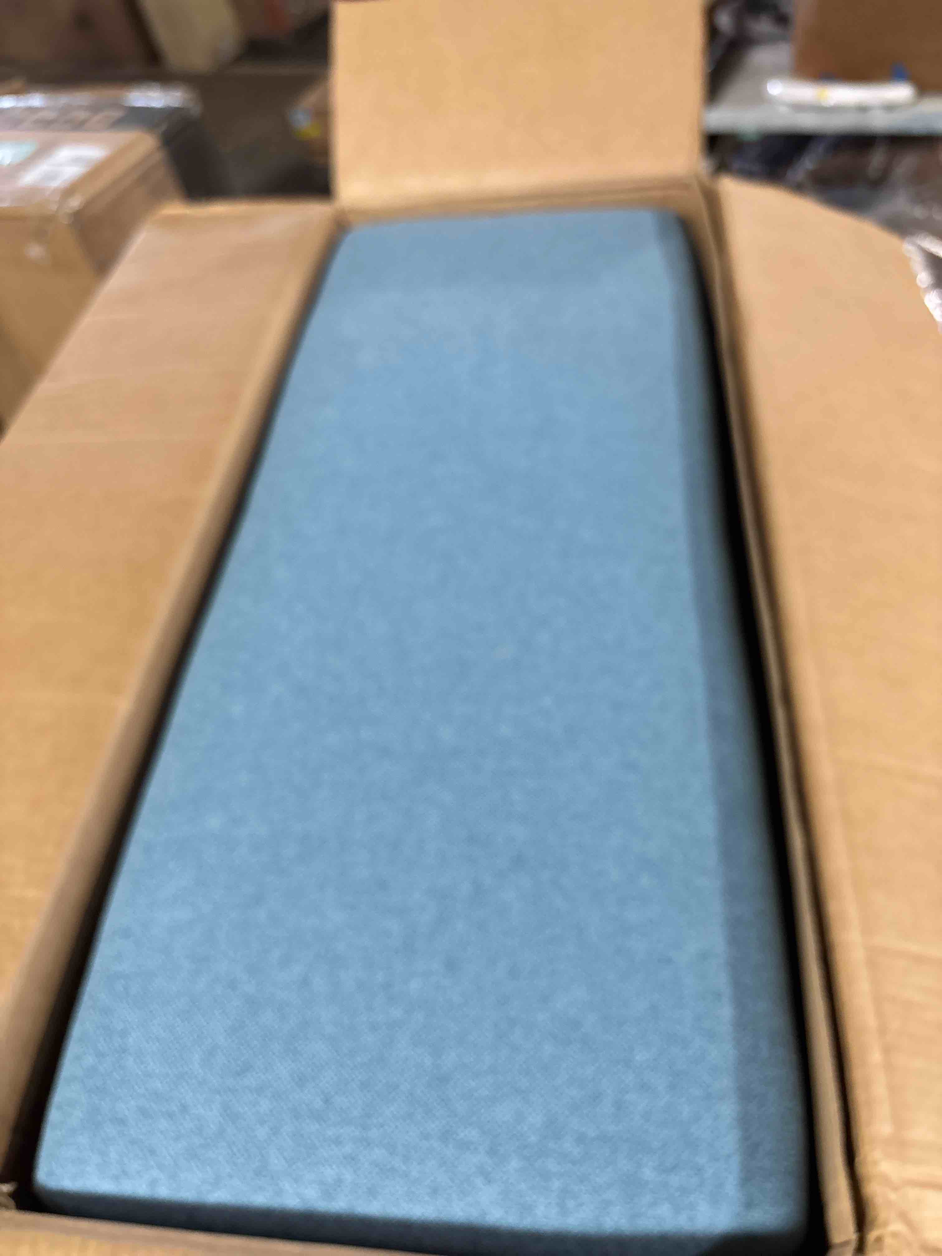 https://s3.amazonaws.com/lotting-images-prod/phillipi/TEA2243938_1752007311515.jpeg