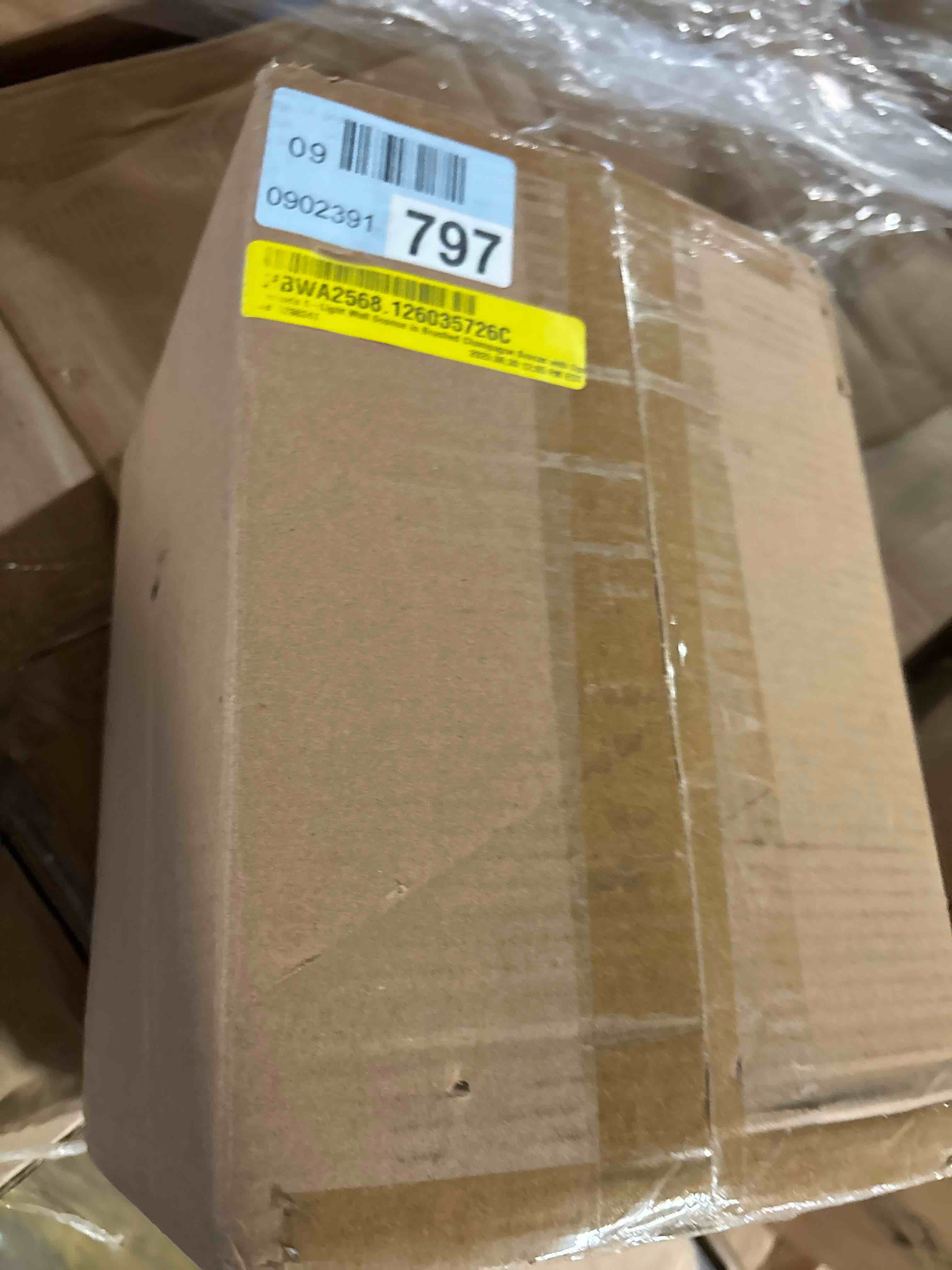 https://s3.amazonaws.com/lotting-images-prod/phillipi/TEA2243975_1751990133570.jpeg