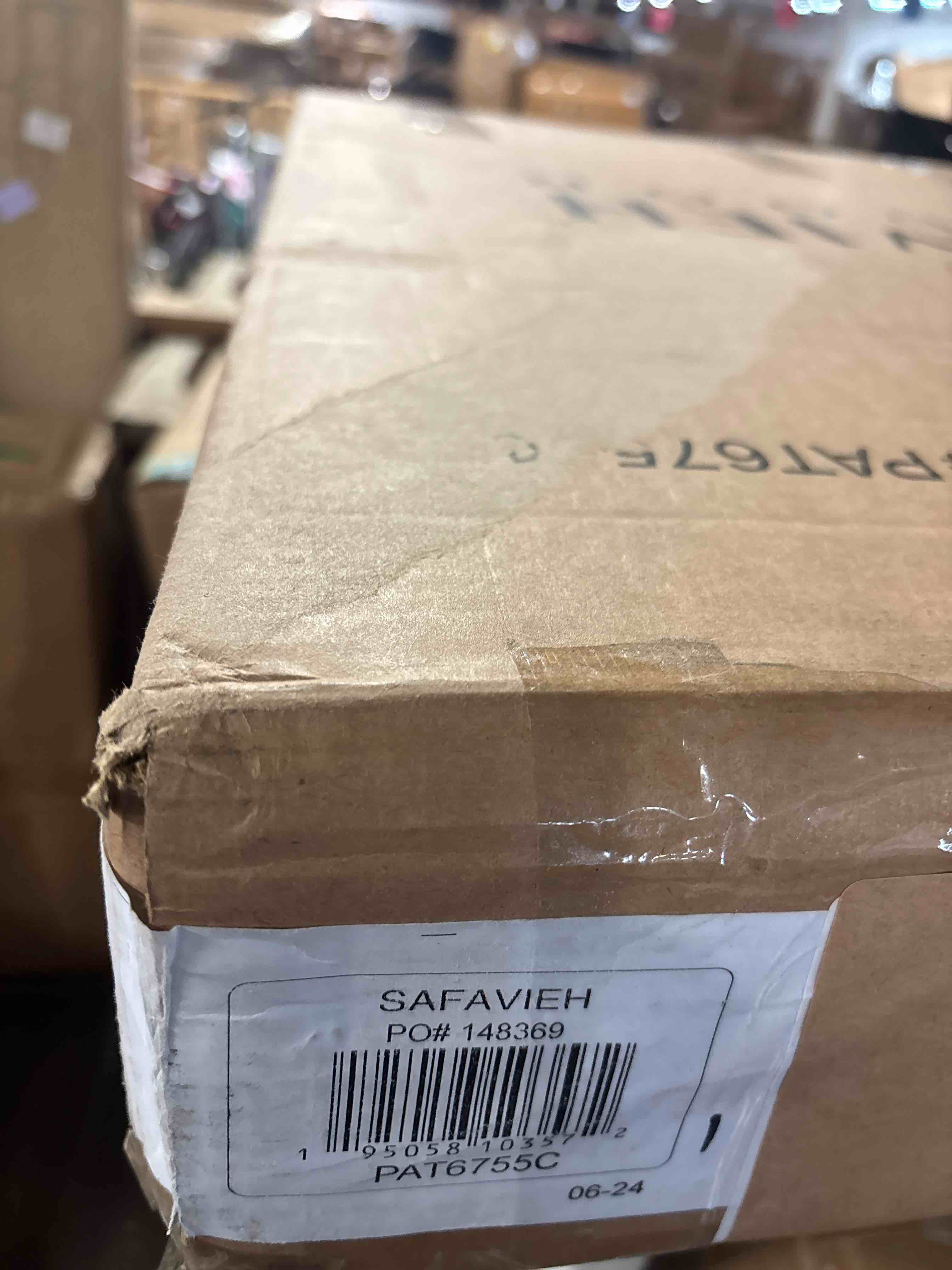 https://s3.amazonaws.com/lotting-images-prod/phillipi/TEA2243989_1751986767981.jpeg