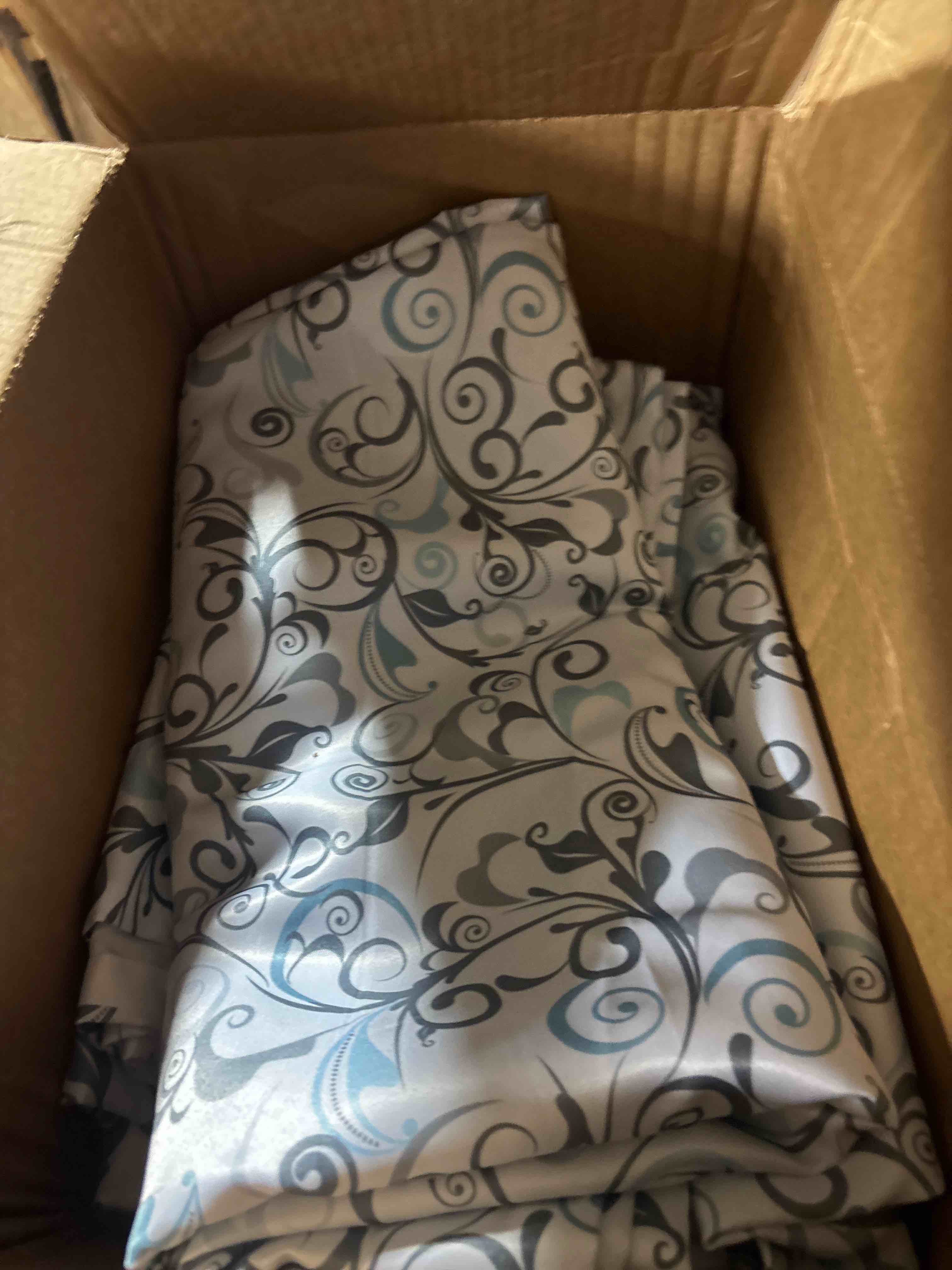 https://s3.amazonaws.com/lotting-images-prod/phillipi/TEA2243990_1751986541230.jpeg