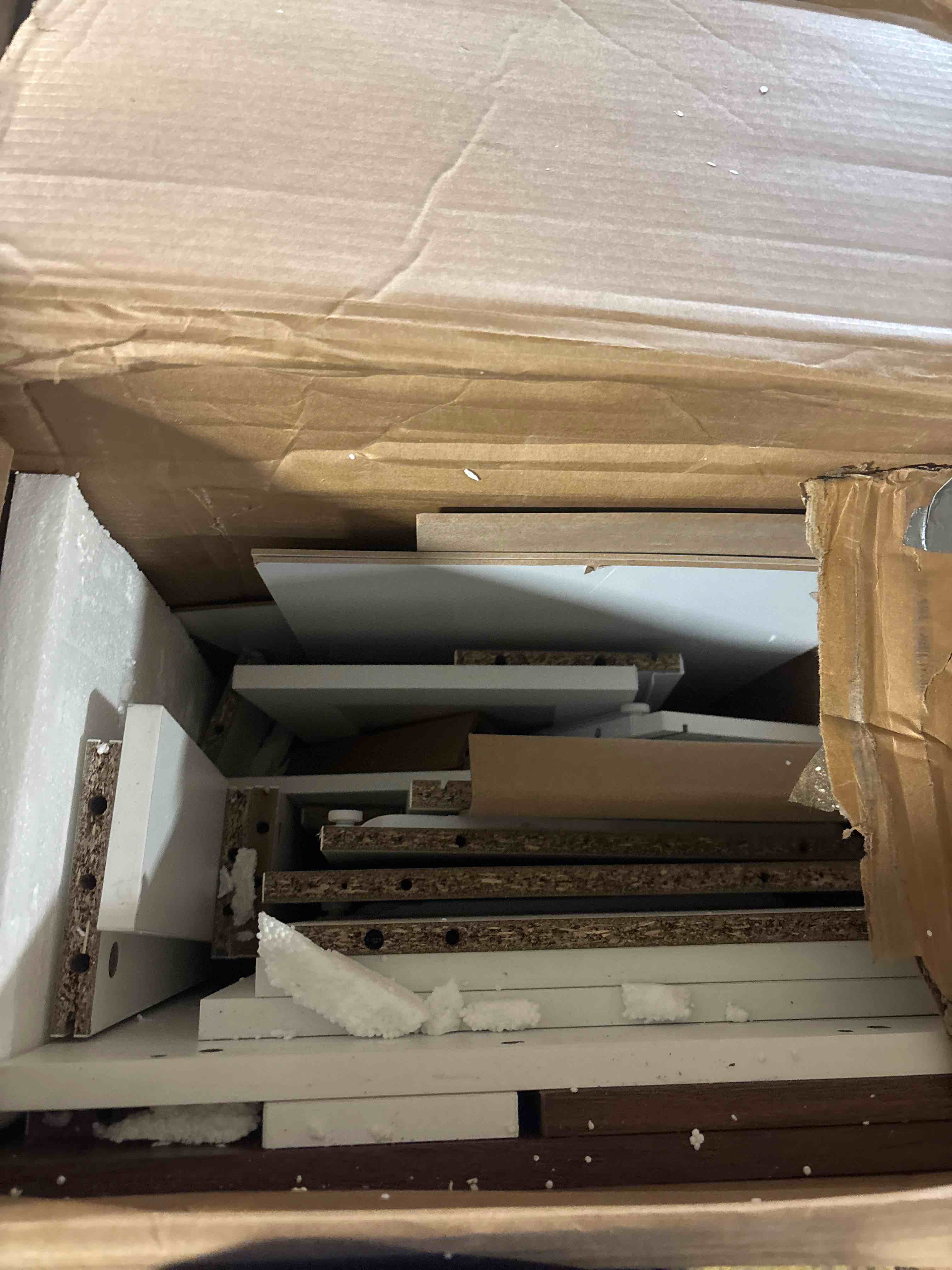 https://s3.amazonaws.com/lotting-images-prod/phillipi/TEA2243995_1751984400605.jpeg