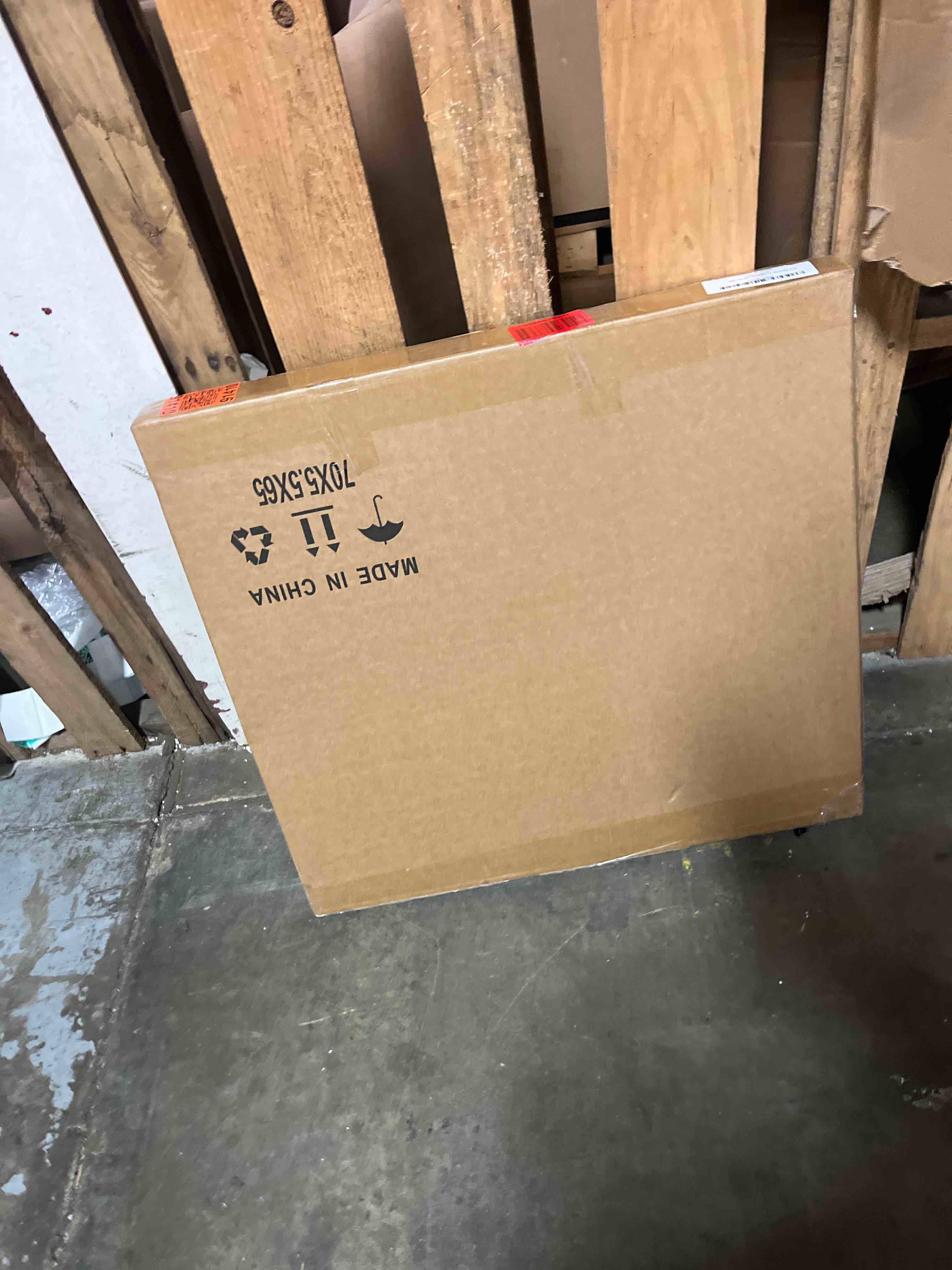 https://s3.amazonaws.com/lotting-images-prod/phillipi/TEA2244036_1751983157873.jpeg