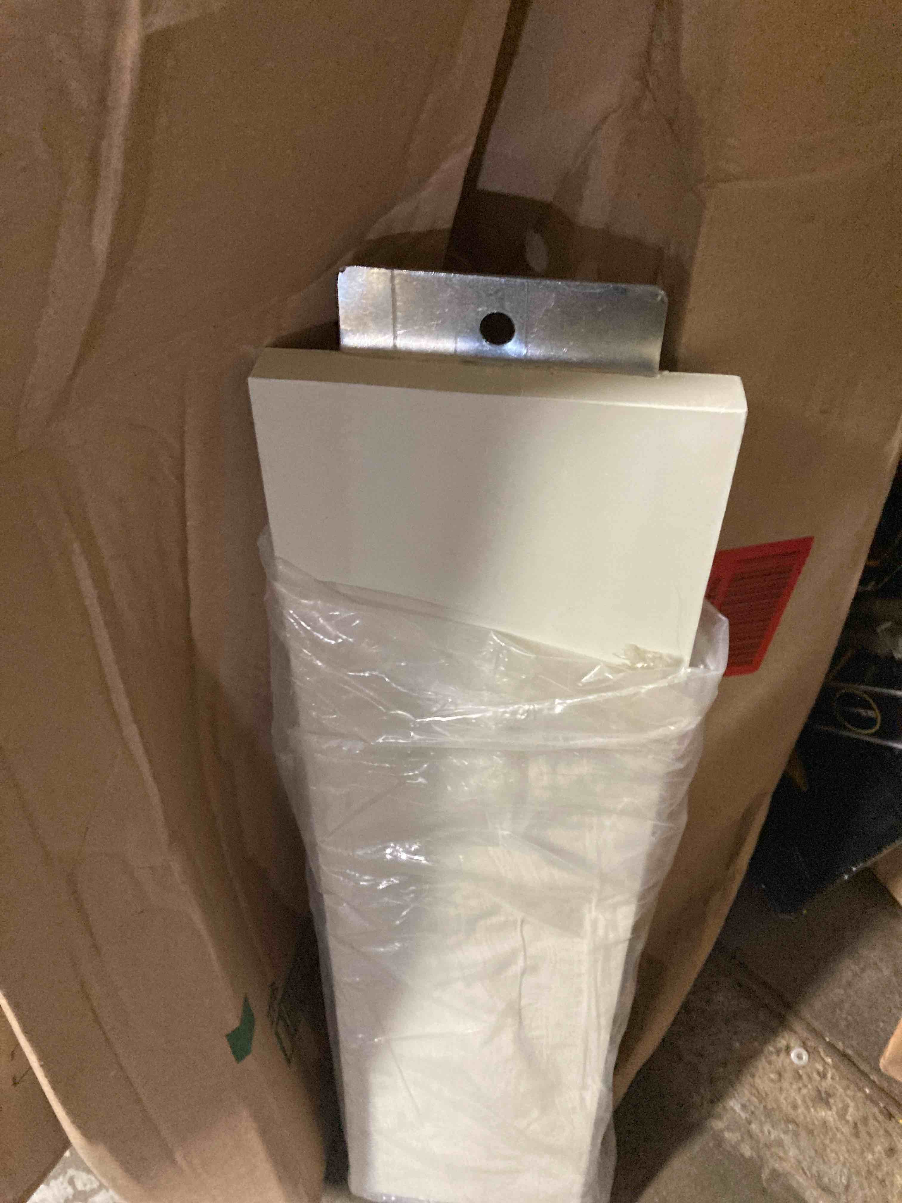https://s3.amazonaws.com/lotting-images-prod/phillipi/TEA2244158_1752155327614.jpeg