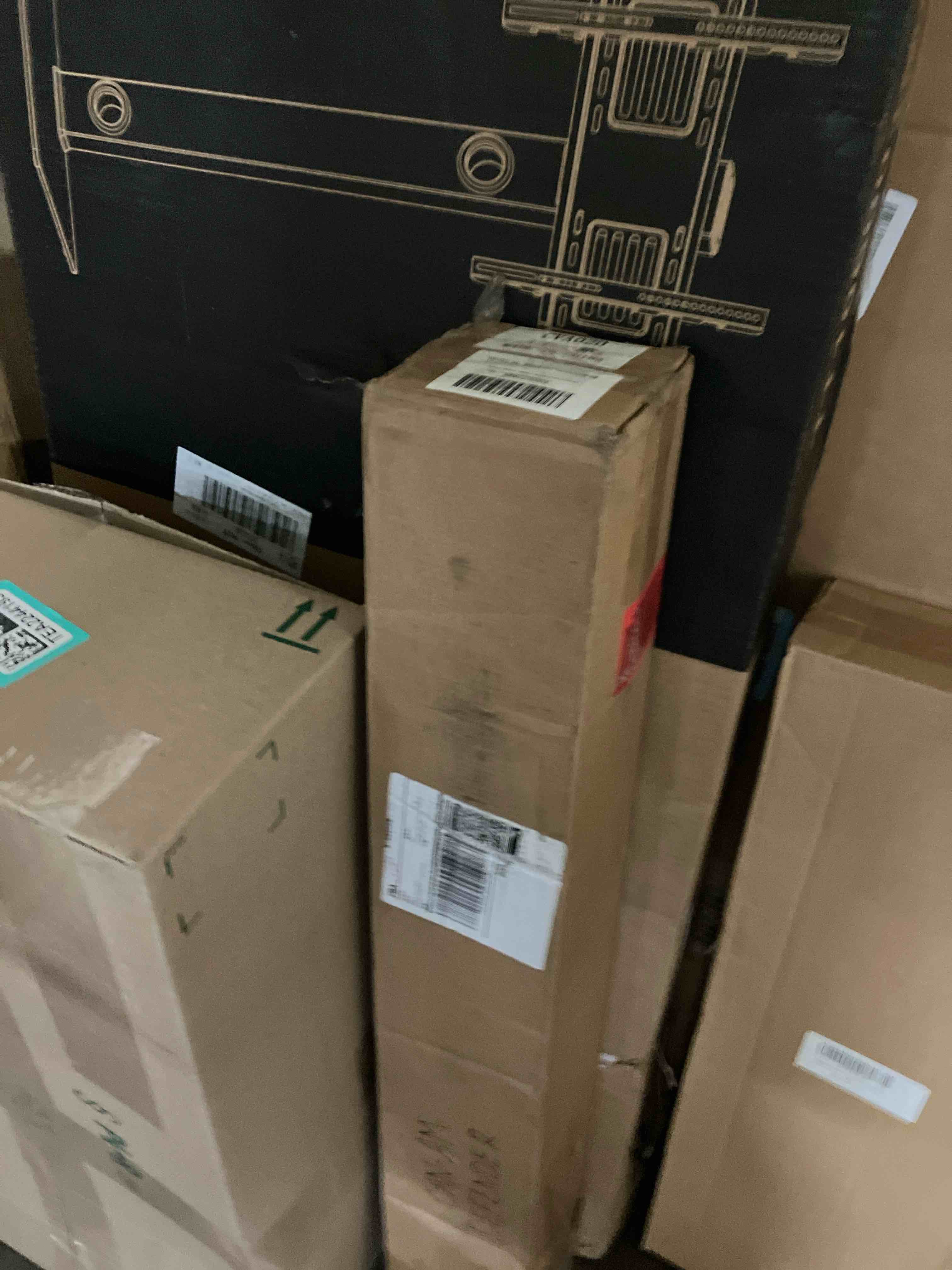 https://s3.amazonaws.com/lotting-images-prod/phillipi/TEA2244197_1751999744204.jpeg