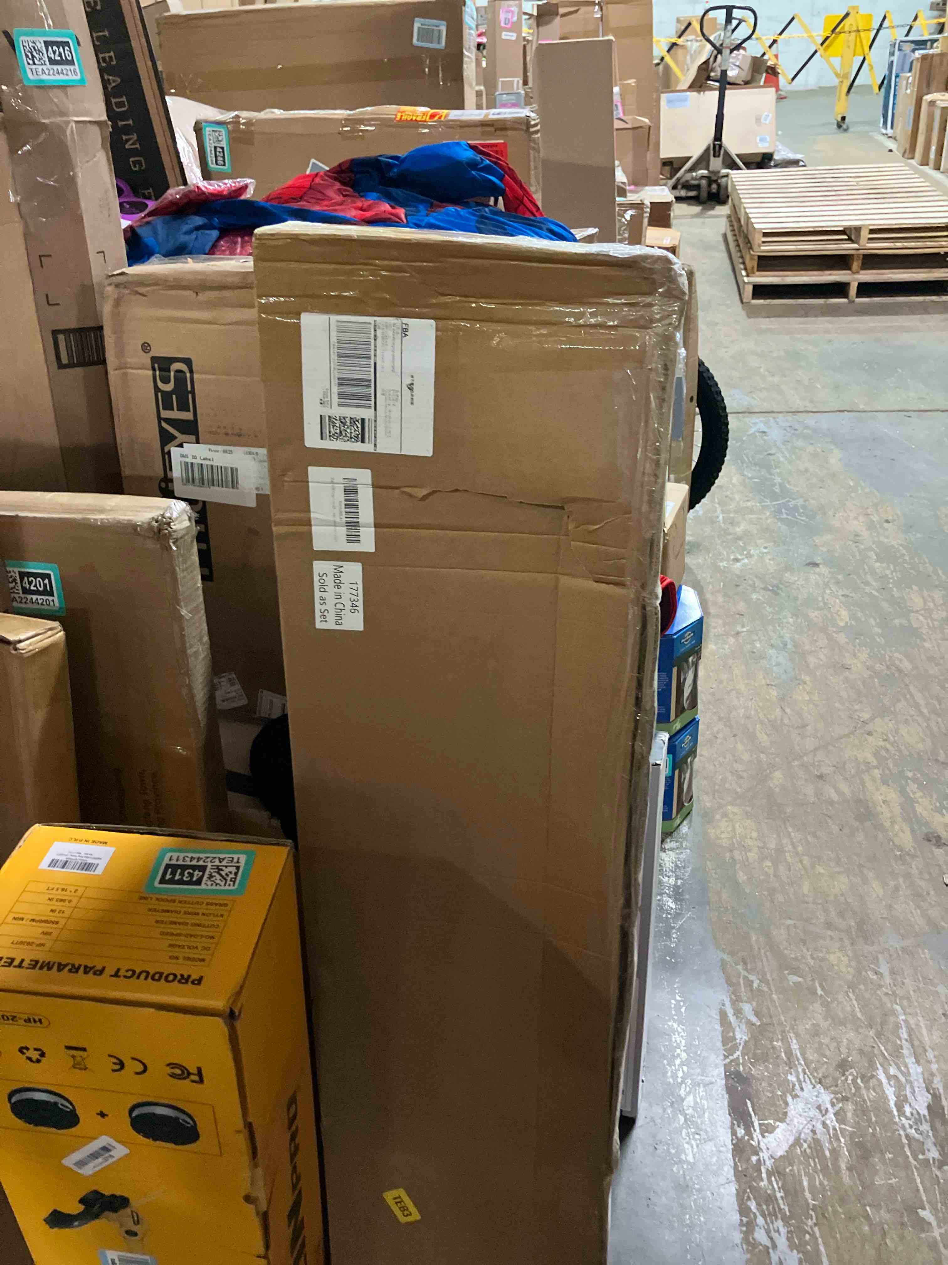 https://s3.amazonaws.com/lotting-images-prod/phillipi/TEA2244310_1752001274985.jpeg