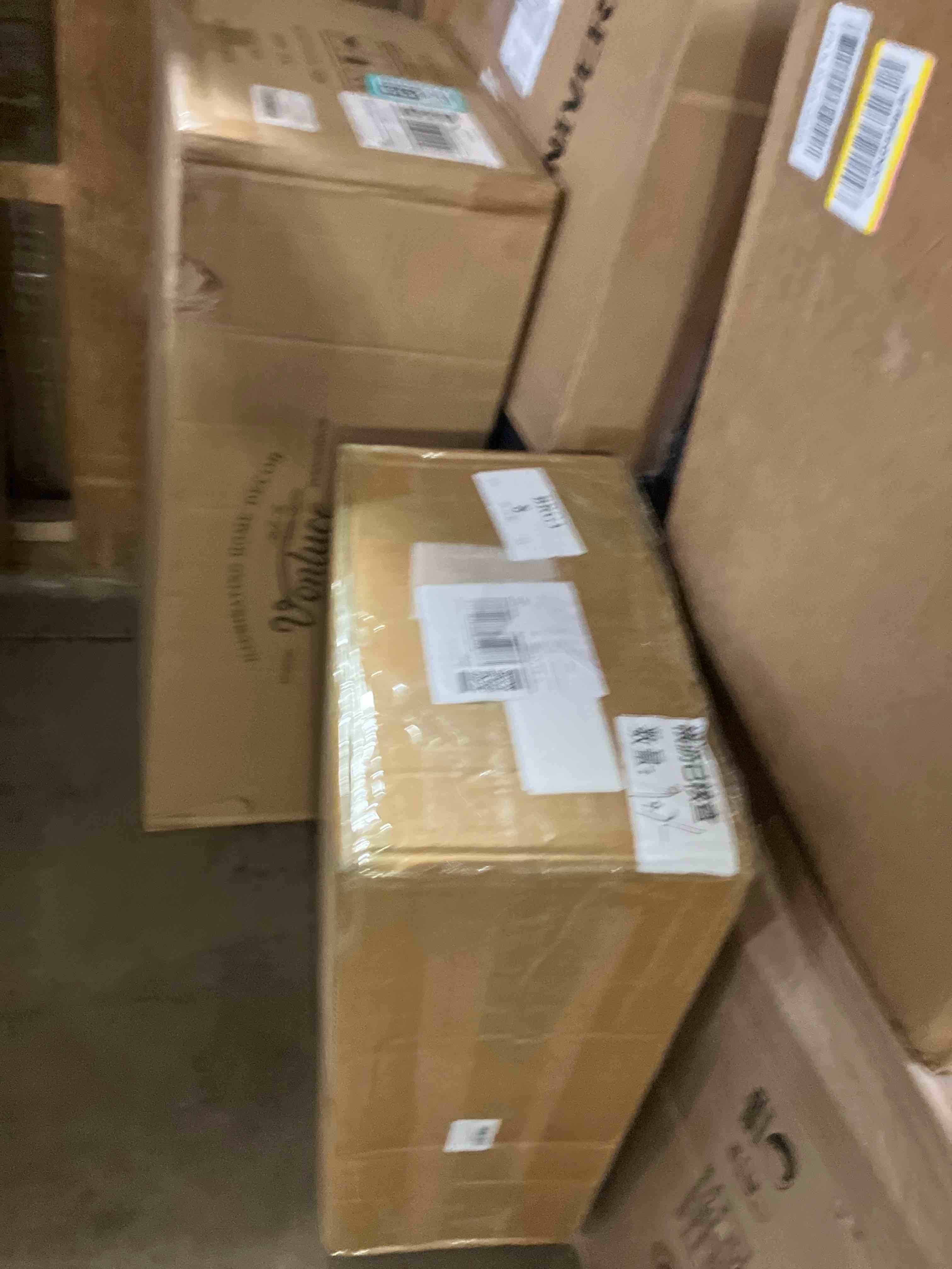 https://s3.amazonaws.com/lotting-images-prod/phillipi/TEA2244347_1752005497045.jpeg