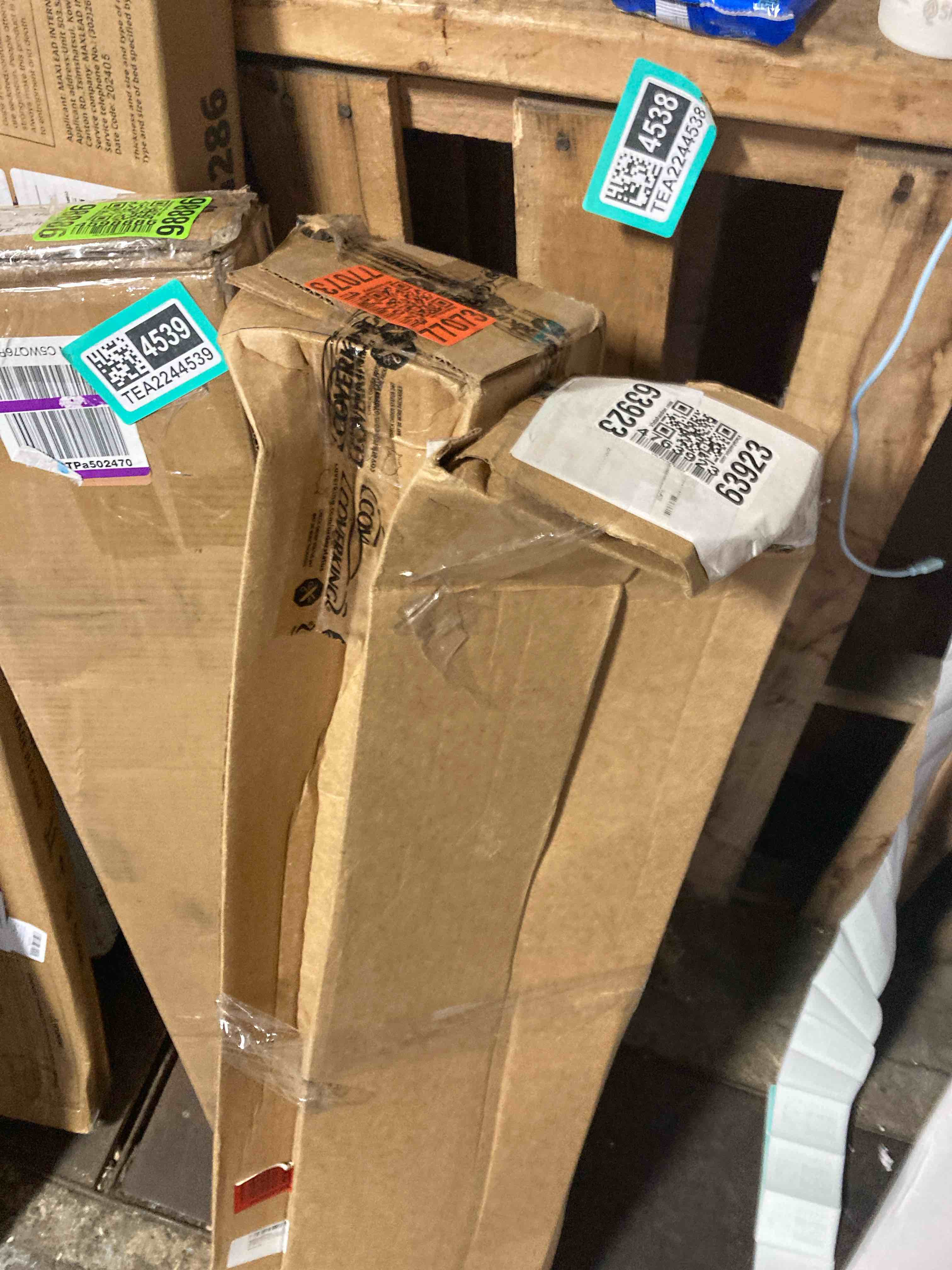 https://s3.amazonaws.com/lotting-images-prod/phillipi/TEA2244538_1752093902211.jpeg