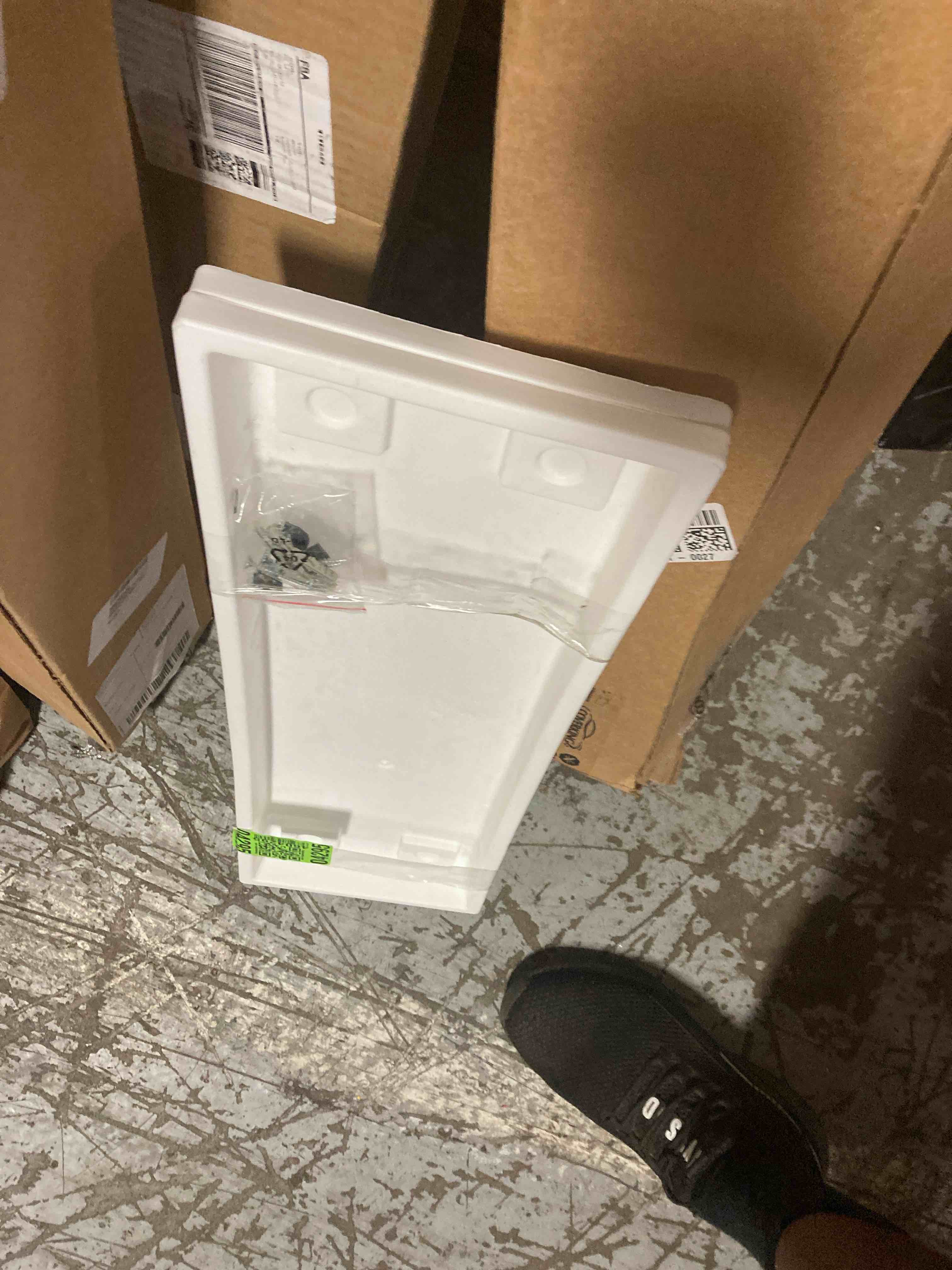 https://s3.amazonaws.com/lotting-images-prod/phillipi/TEA2244543_1752090496240.jpeg