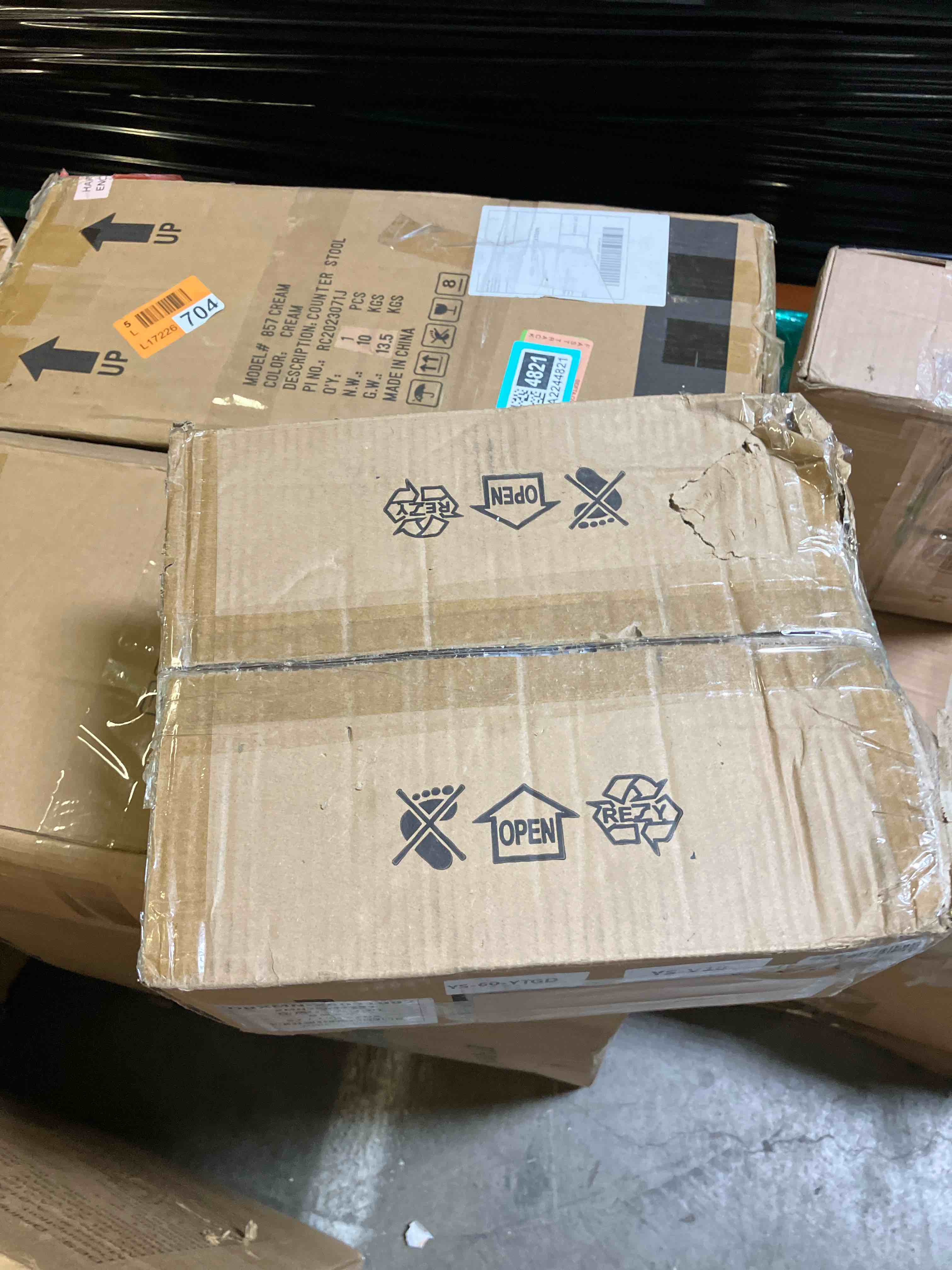 https://s3.amazonaws.com/lotting-images-prod/phillipi/TEA2244817_1752155971671.jpeg