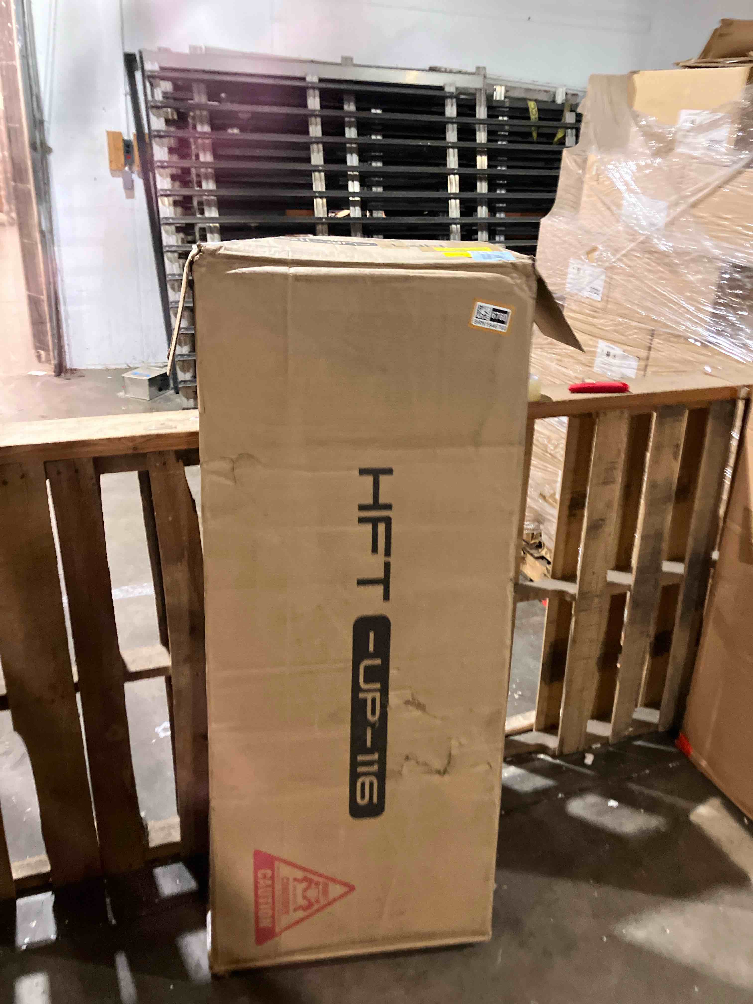 https://s3.amazonaws.com/lotting-images-prod/phillipi/TEA2244885_1752596441155.jpeg