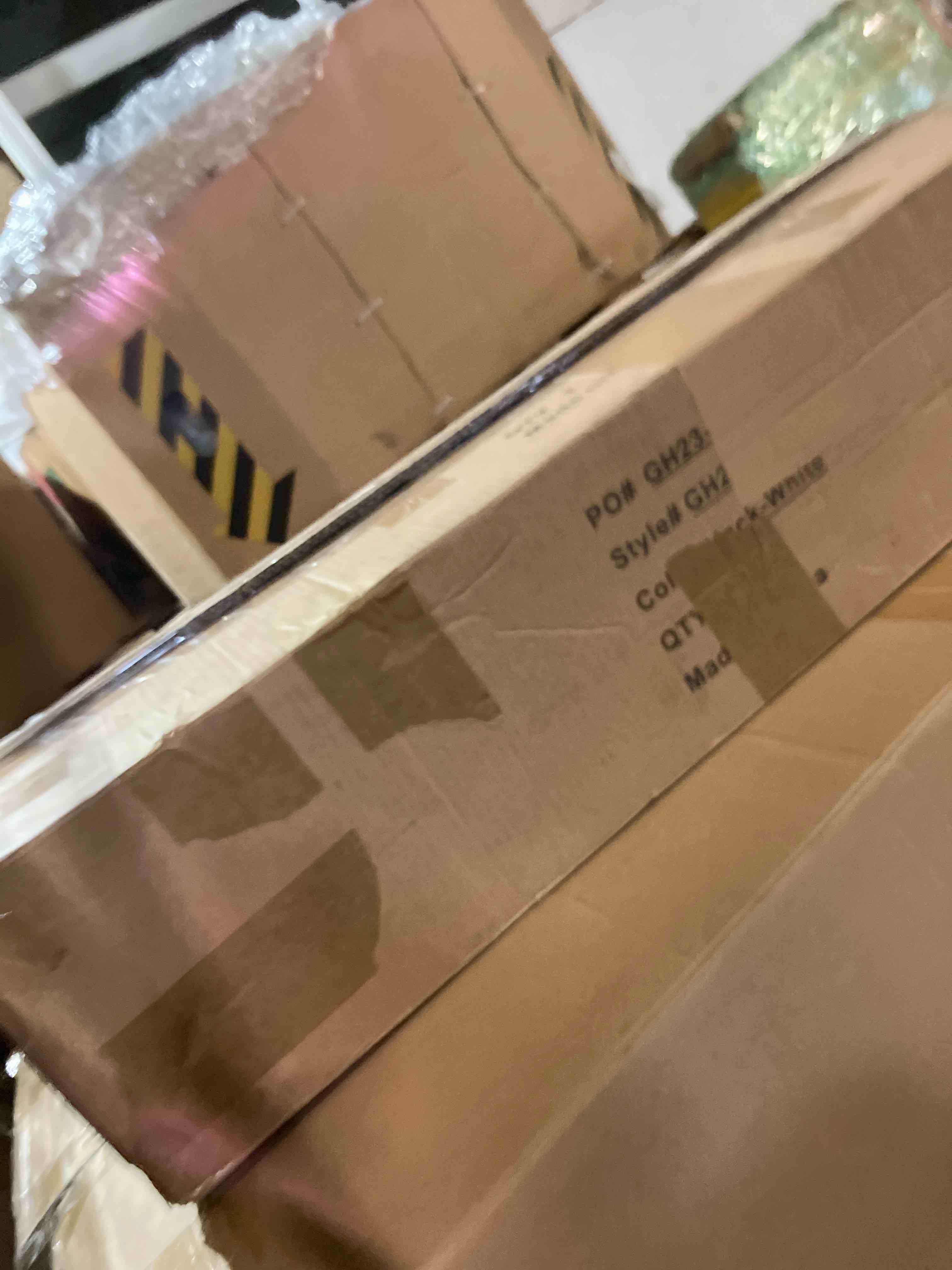https://s3.amazonaws.com/lotting-images-prod/phillipi/TEA2244913_1752608242729.jpeg