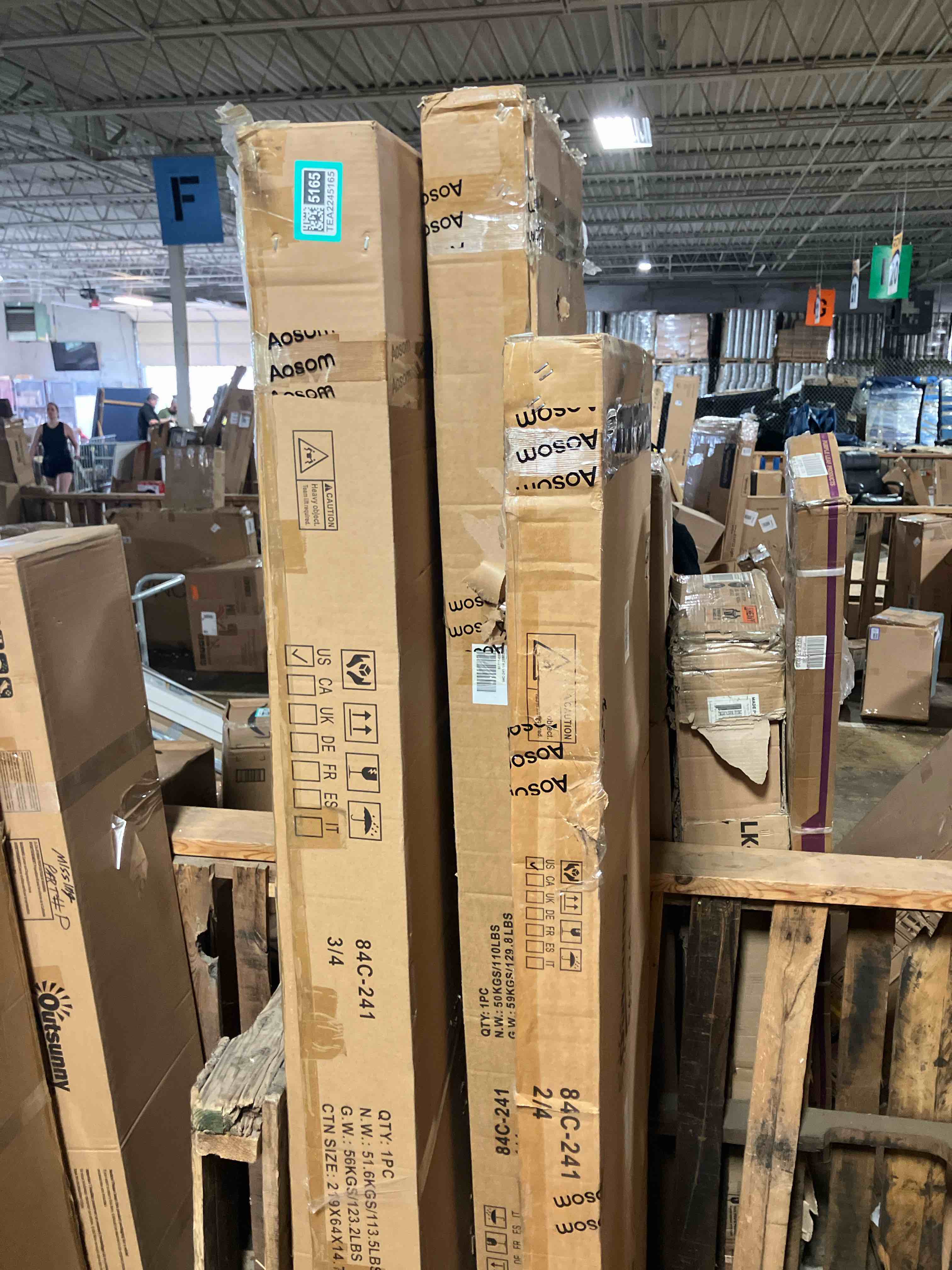 https://s3.amazonaws.com/lotting-images-prod/phillipi/TEA2245165_1745606613246.jpeg